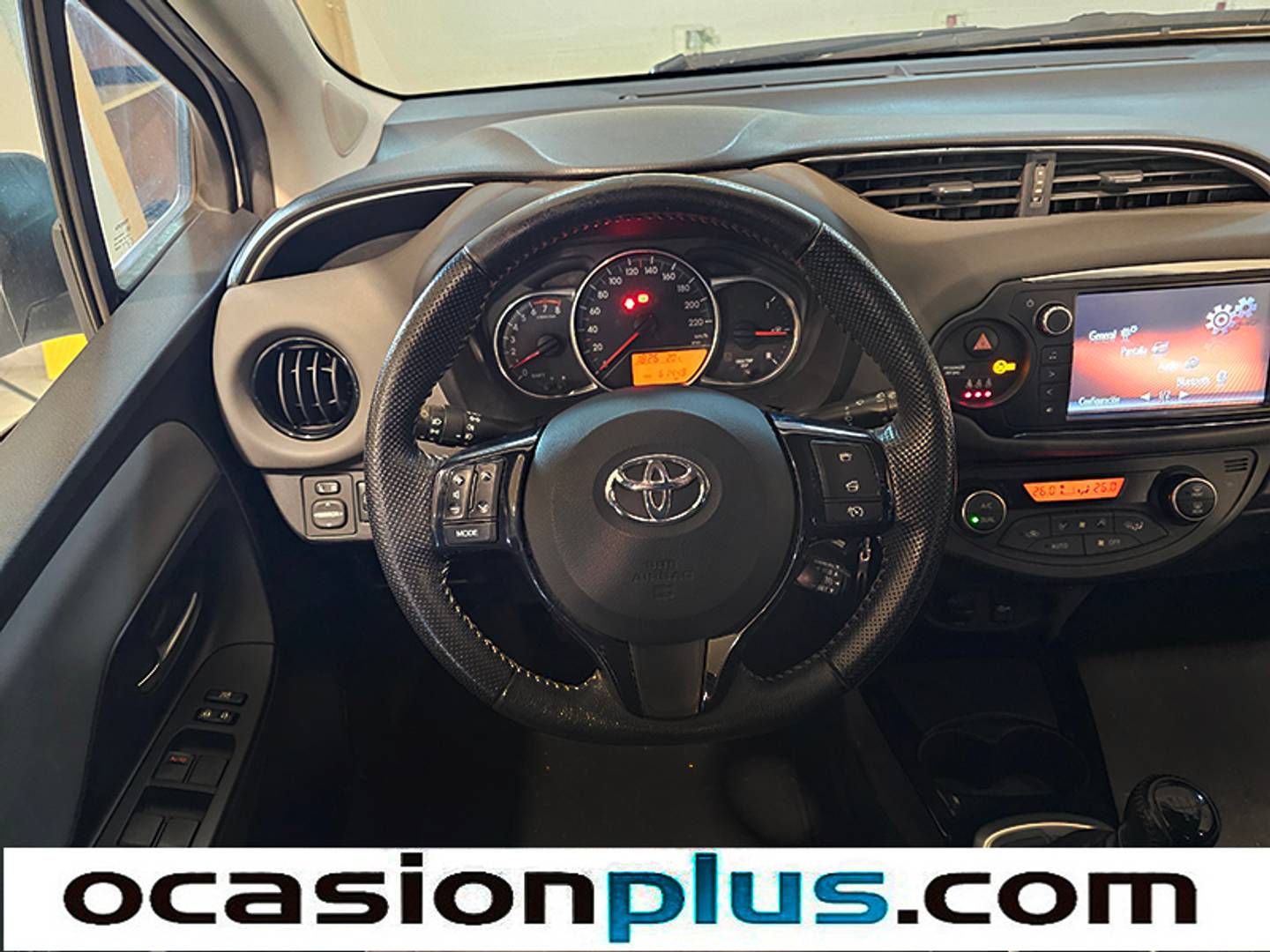 Foto Toyota Yaris Toyota Yaris 1.3 100 Feel (99 CV)