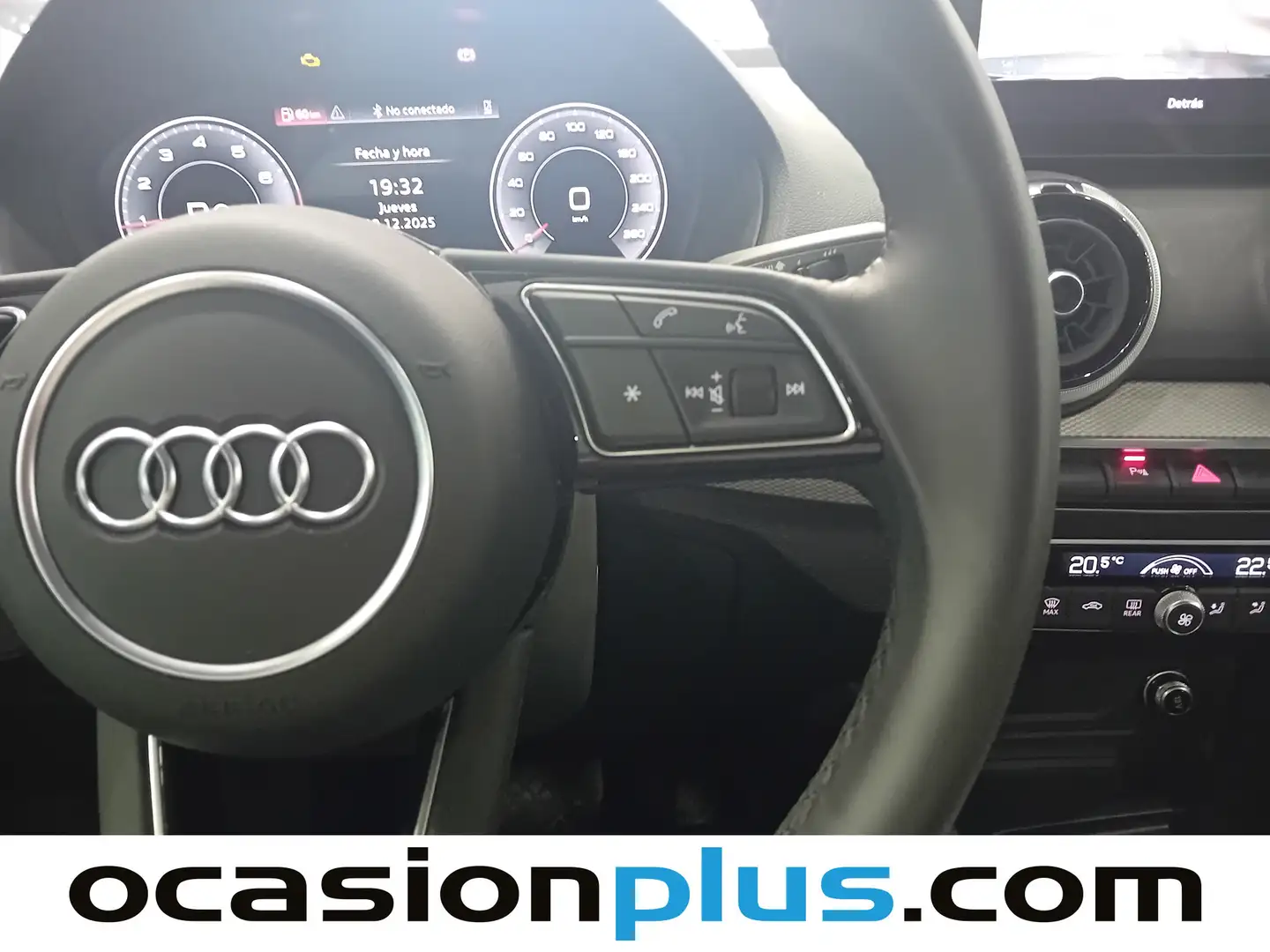 Foto Audi Q2 Audi Q2 S line 35 TFSI (150 CV) S tronic Pack S-Line