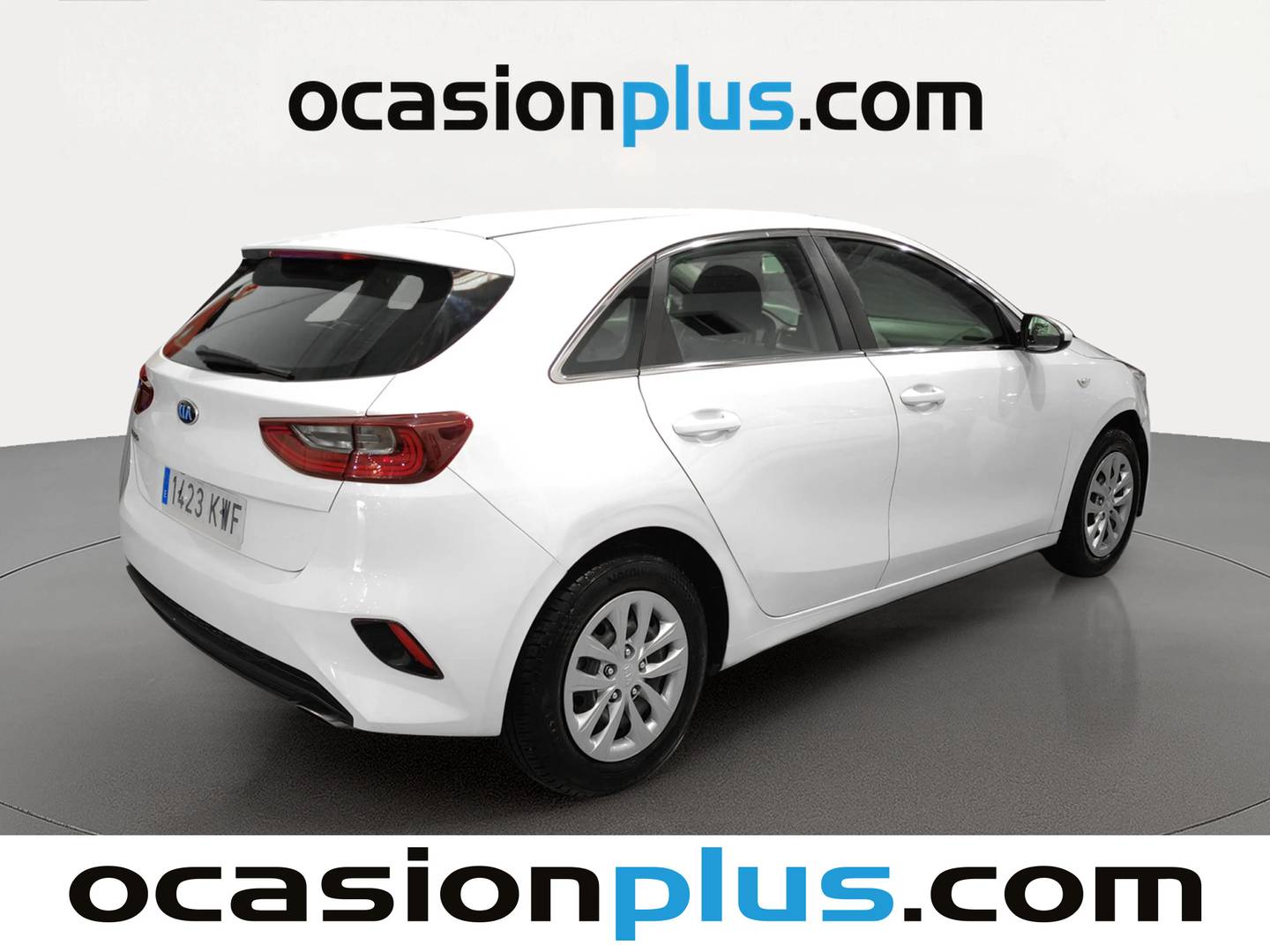 Foto trasera KIA Ceed KIA Ceed 1.4 CVVT Business (100 CV) derecha