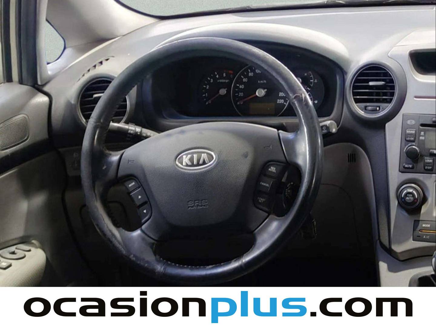 Extras y acabados del KIA Carens KIA Carens 2.0 CRDI VGT Emotion (140 CV)