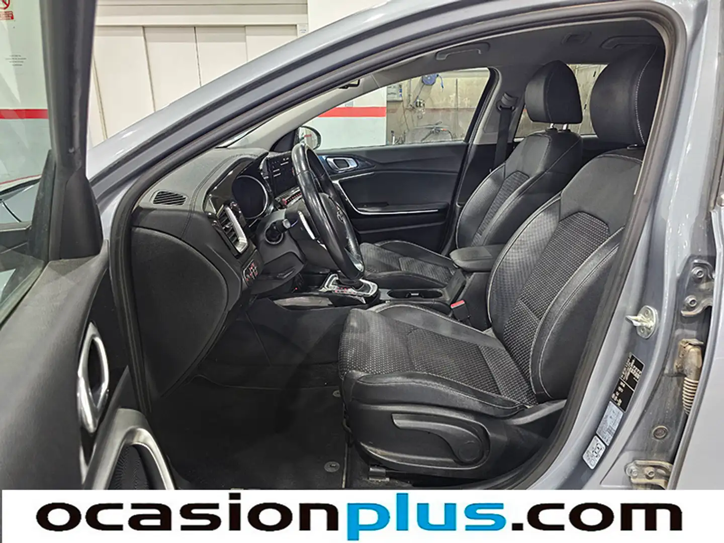 Foto KIA Ceed Tourer Kia Ceed Tourer 1.0 MHEV Tech DCT (120 CV)