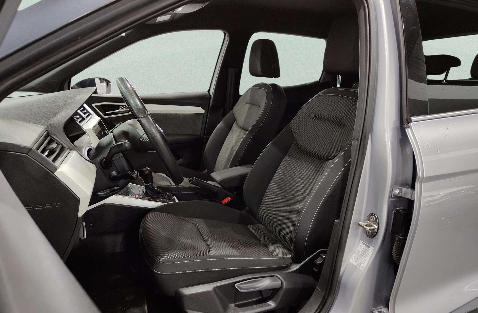 SEAT Arona 1.0 TSI Ecomotive Xcellence DSG - foto 12