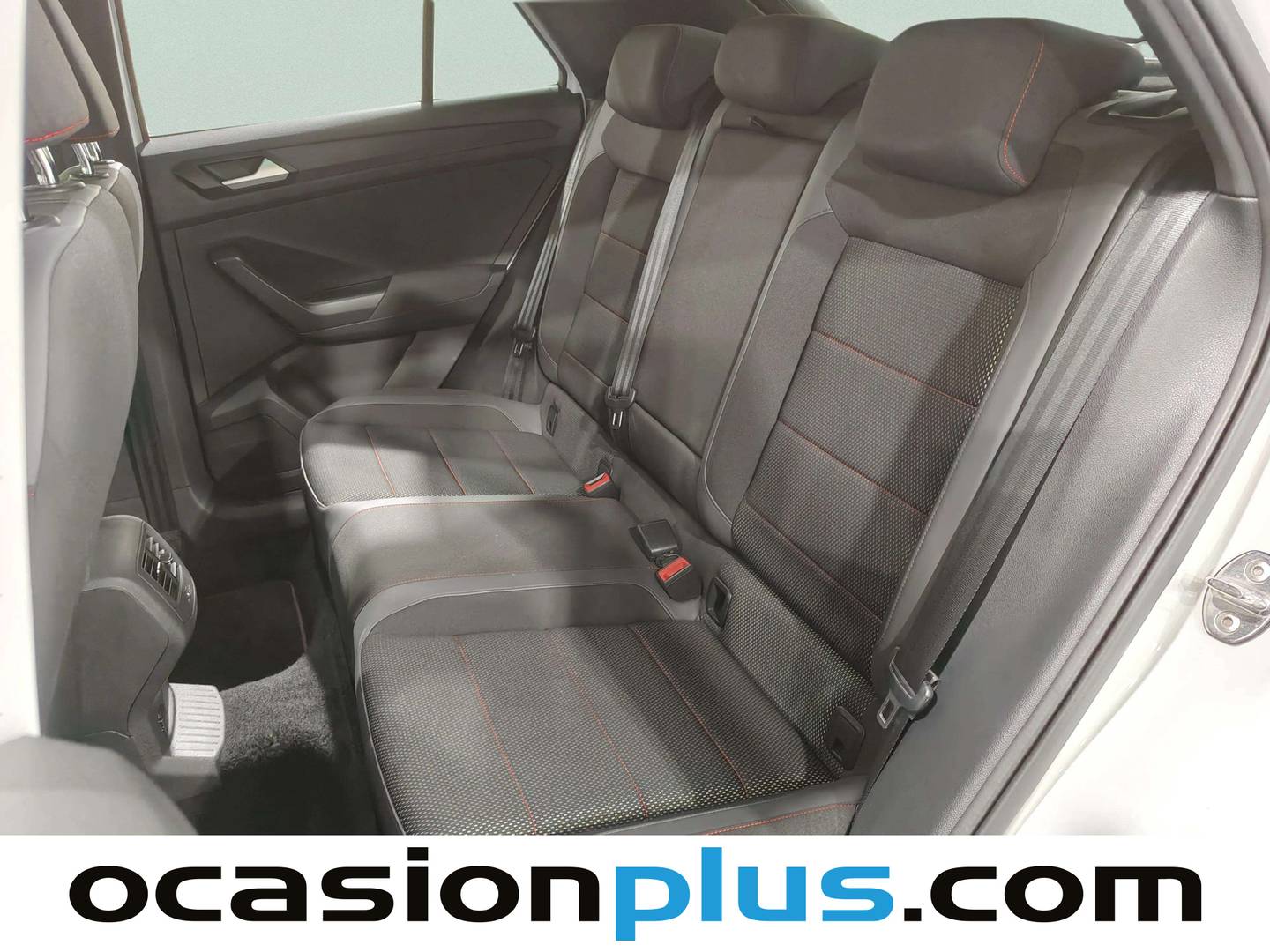 Foto asientos traseros Volkswagen T-Roc Volkswagen T-Roc Sport 1.5 TSI (150 CV) DSG