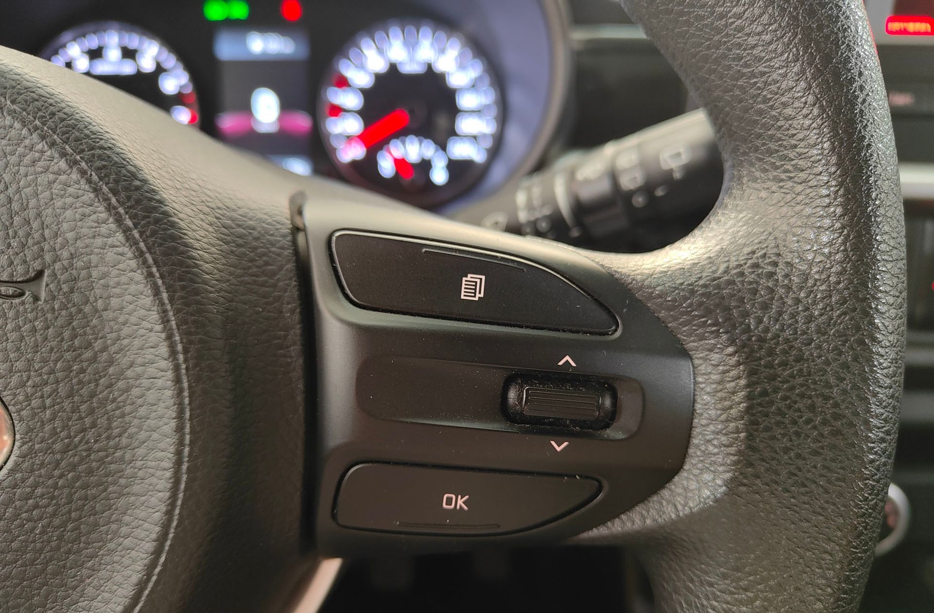 Kia Picanto 1.0 DPi Concept Pack Comfort - foto 22