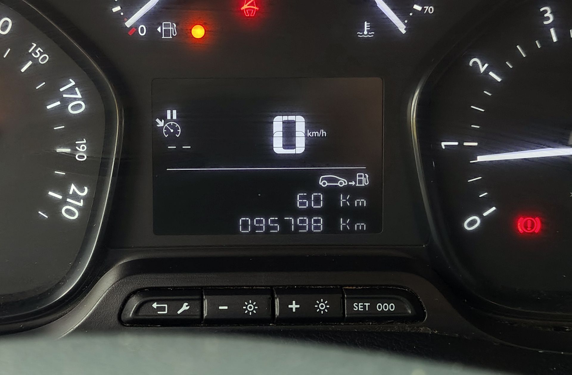Opel Vivaro 1.5 Diesel M Standart Express 6 plazas - foto 9