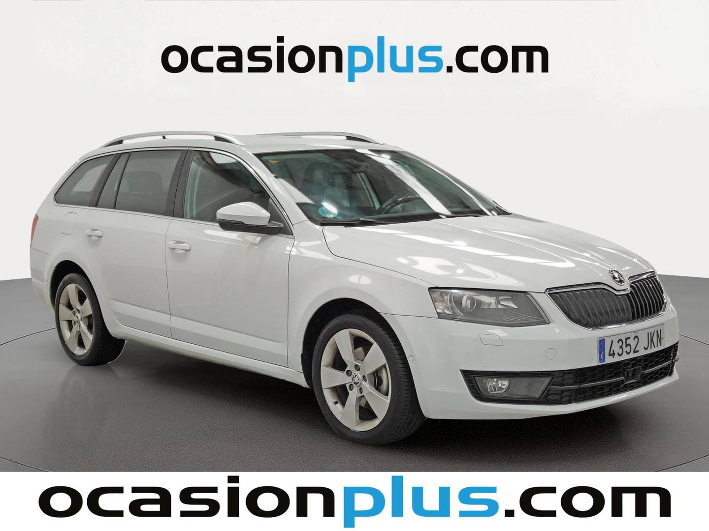 Foto delantera Skoda Octavia Skoda Octavia Combi 2.0 TDI CR Style DSG (150 CV) derecha