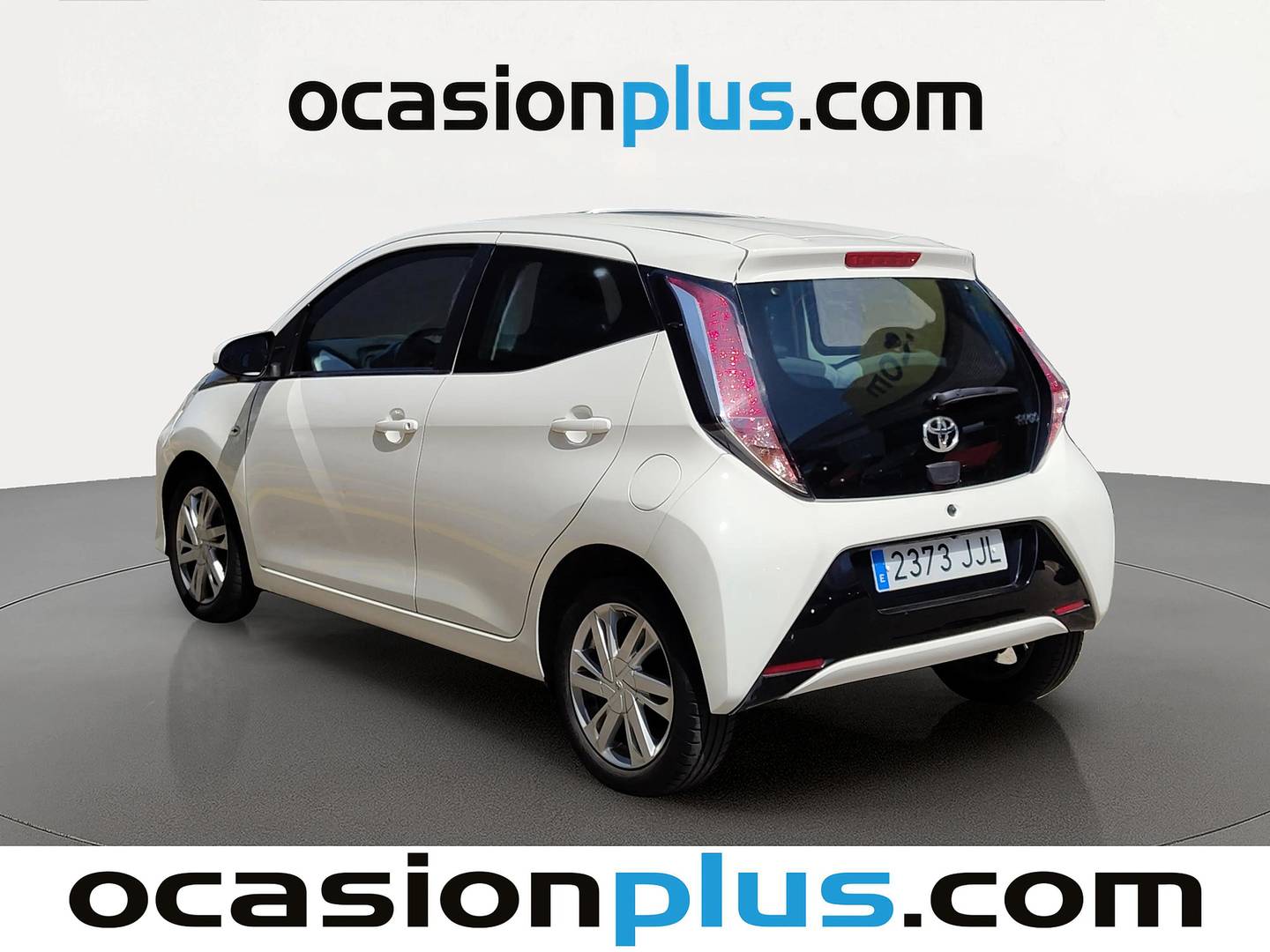 Foto trasera Toyota Aygo Toyota Aygo 1.0 70 x-play (69 CV) derecha