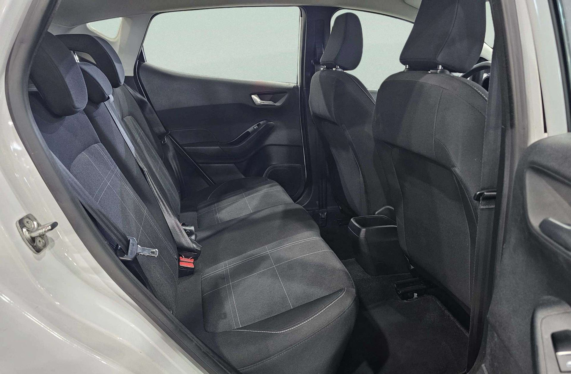 Ford Fiesta 1.1 PFI GLP Trend - foto 17