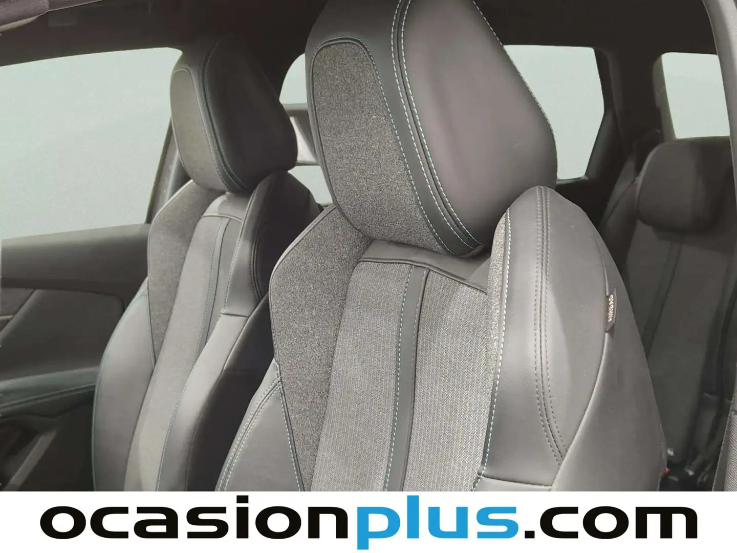 Foto Peugeot 5008 Peugeot 5008 PureTech 130 S&S Allure Pack EAT8 (130 CV) 7 Plazas