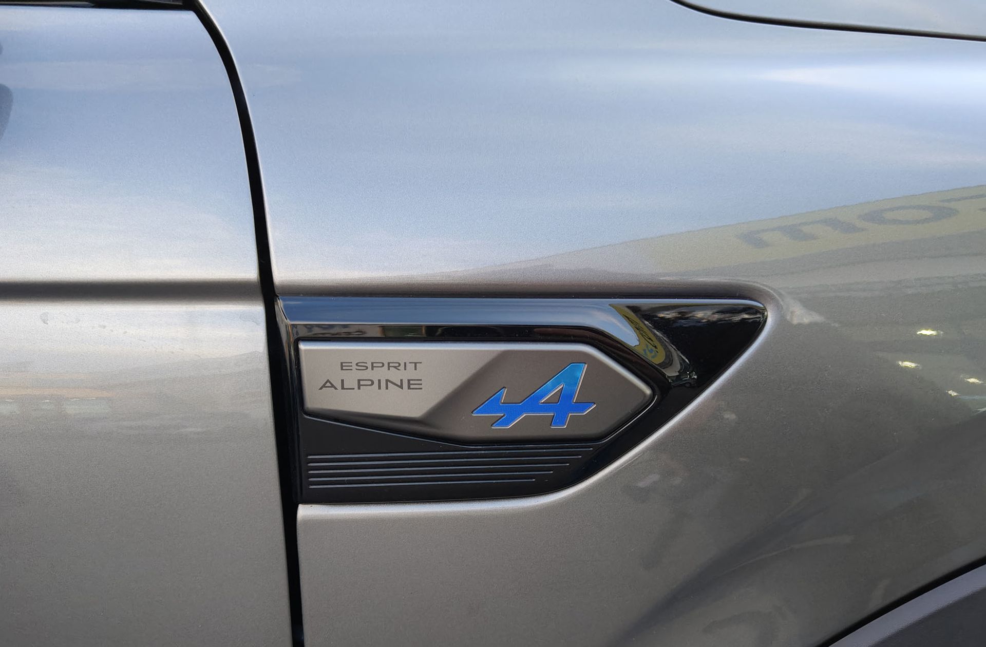 Renault Arkana Esprit Alpine E-Tech Híbrido - foto 24