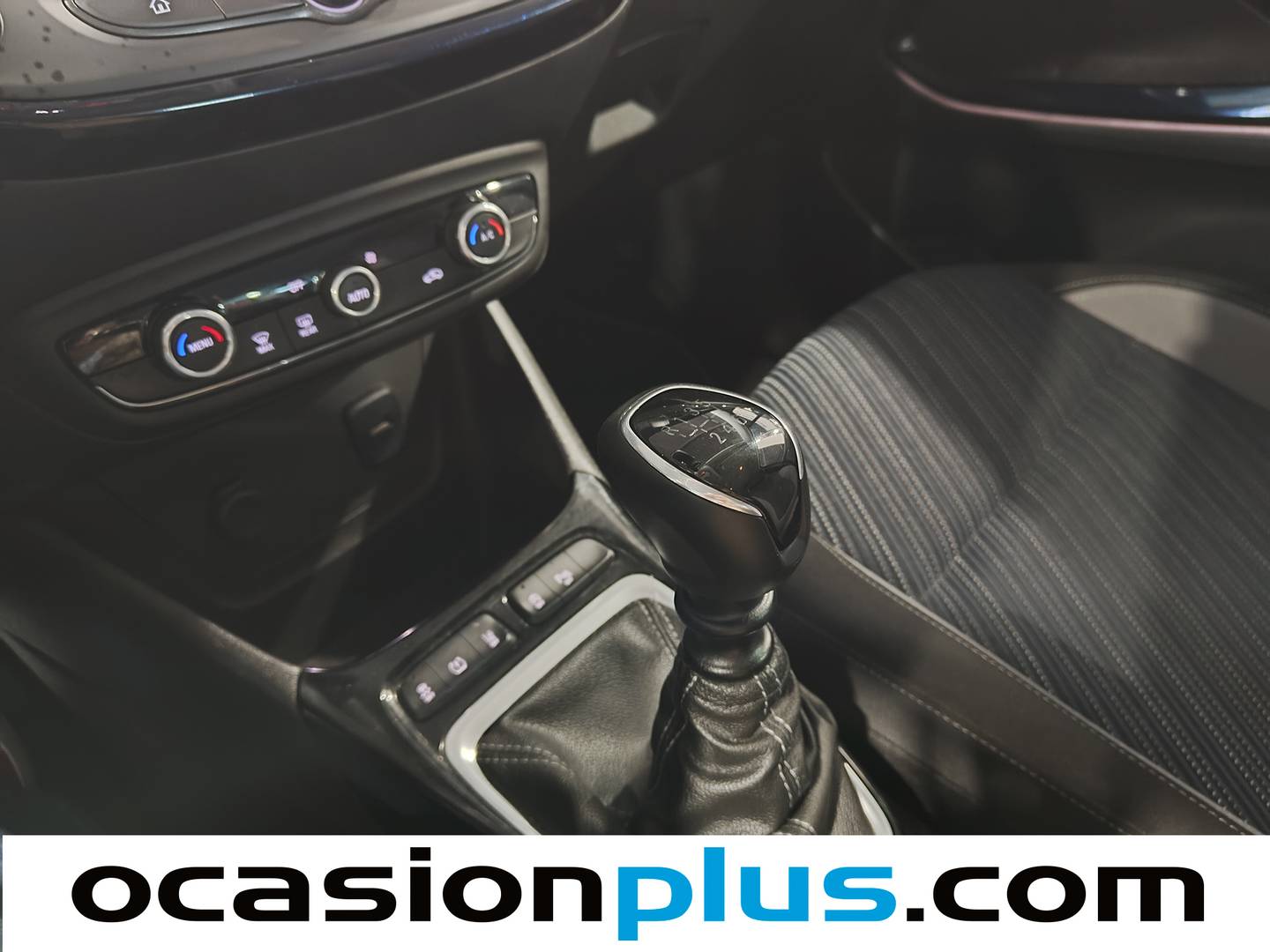 Opel Crossland X Opel Crossland X 1.2 S&S Design Line 120 Aniversario (110 CV) de segunda mano