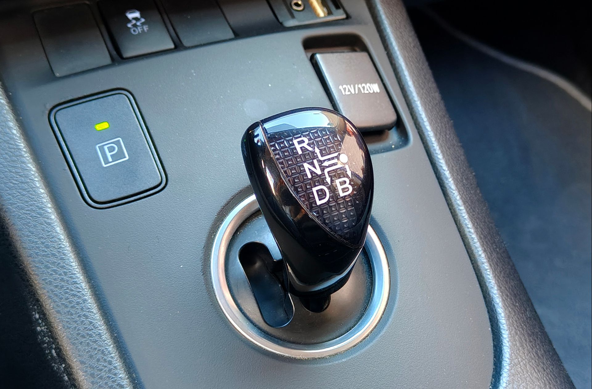 Toyota Auris 140H Hybrid Feel! - foto 5