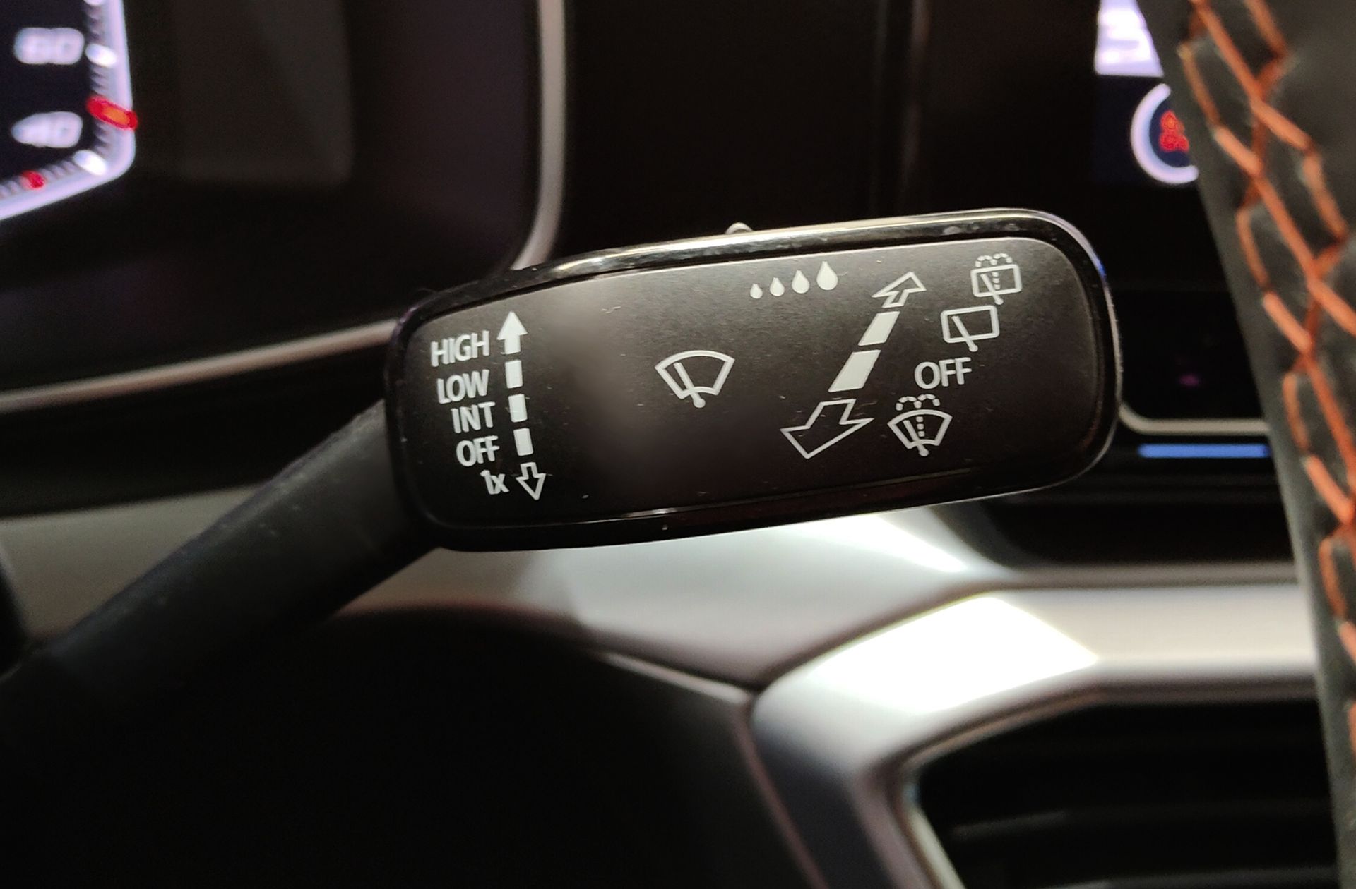 SEAT León 1.0 eTSI FR 25 Aniversario DSG - foto 30