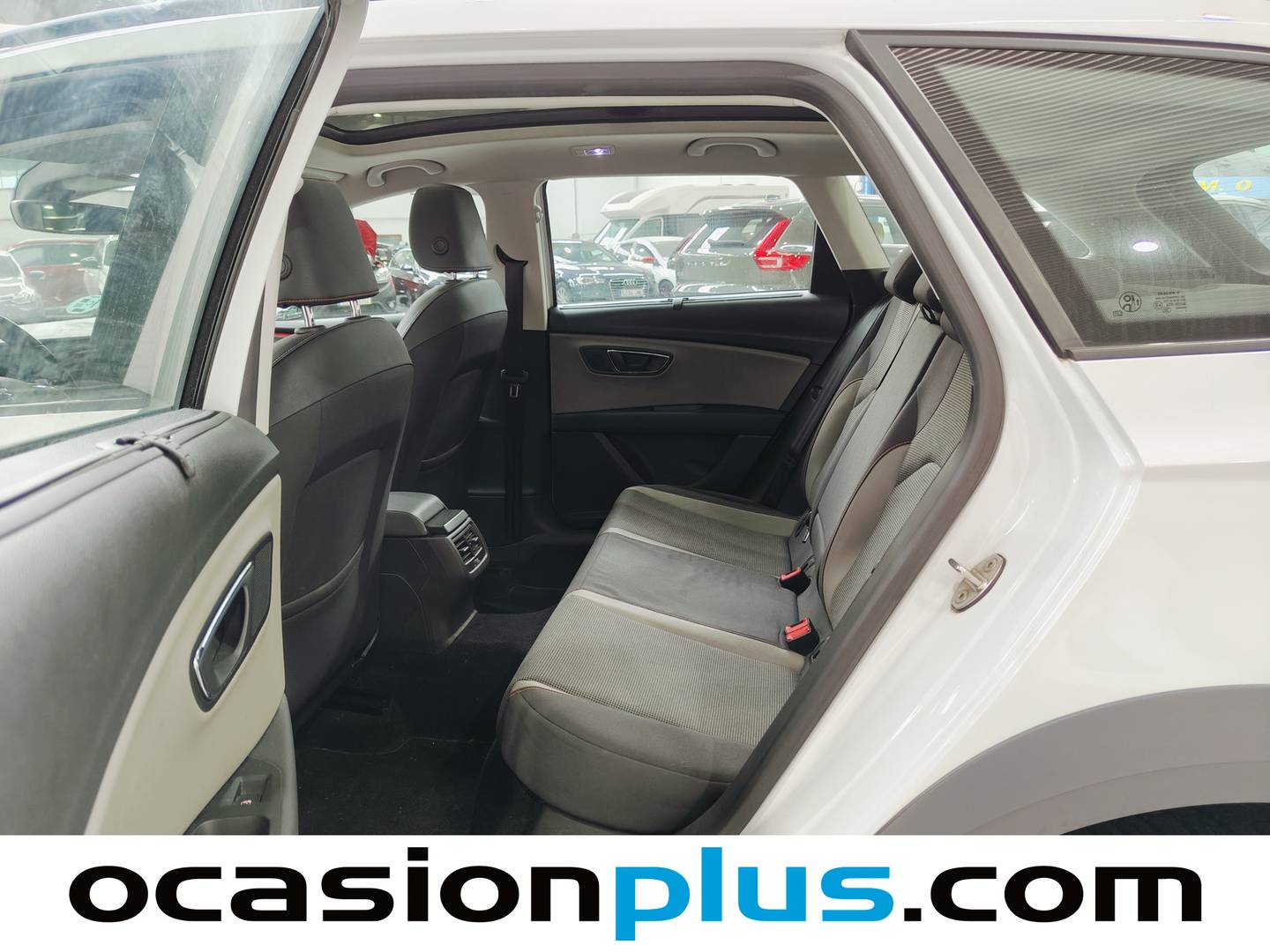 Foto asientos traseros Seat León Seat Leon Xperience 2.0 TDI S&S  4Drive DSG6 (184 CV)