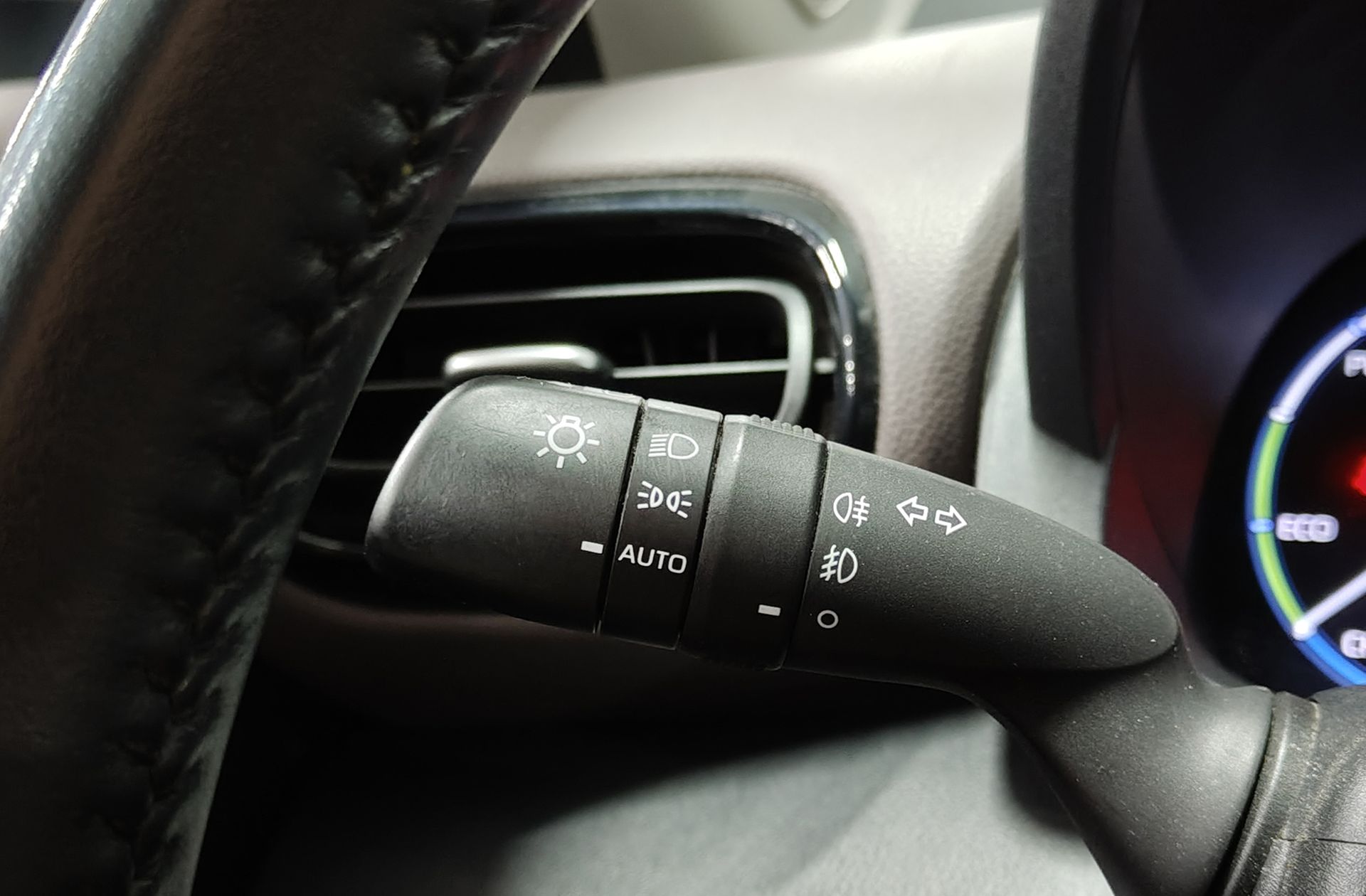 Toyota Yaris Cross 120H Style - foto 32