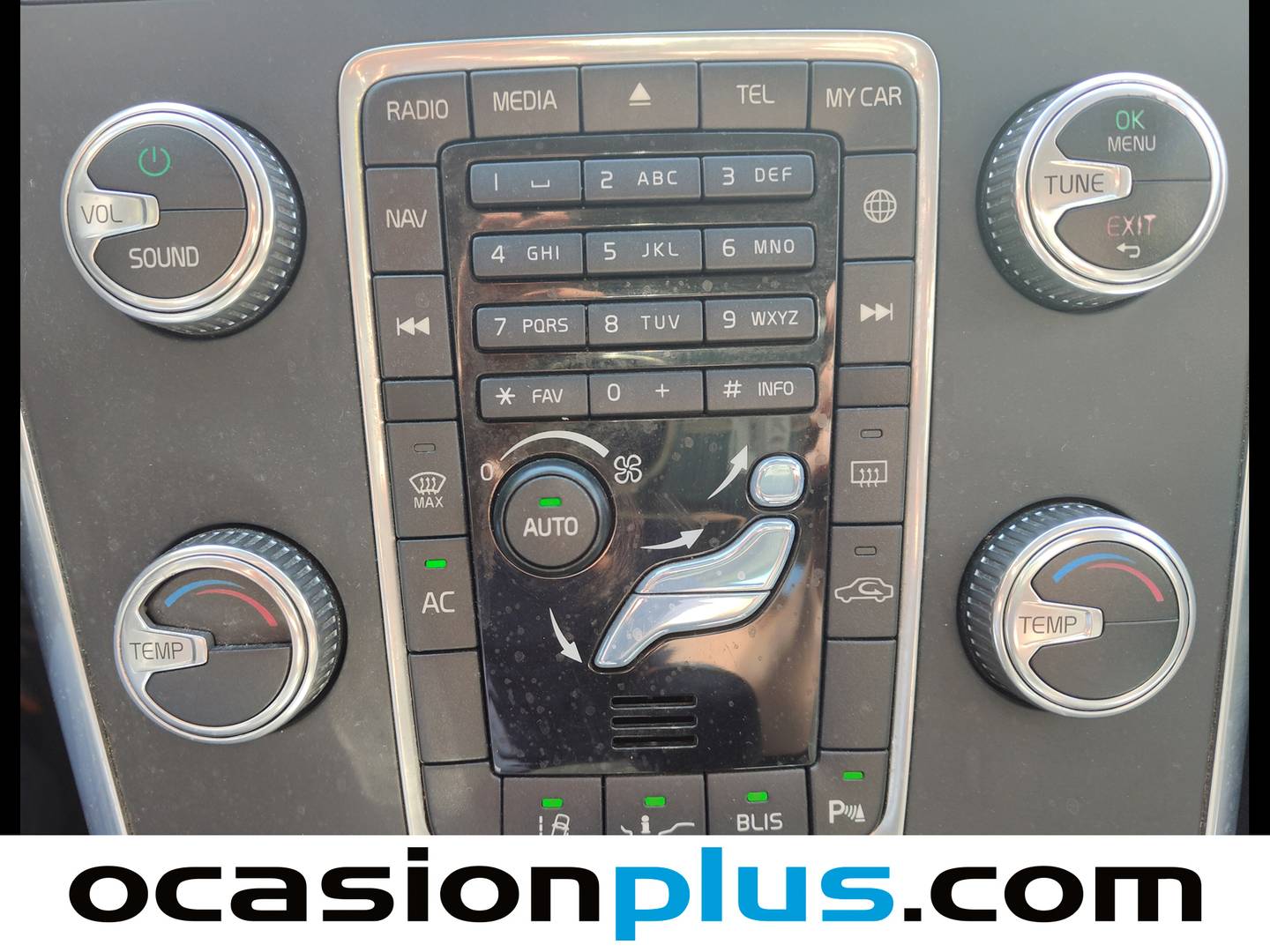 Foto Volvo XC60 Volvo XC60 D3 Kinetic Auto (136 CV)