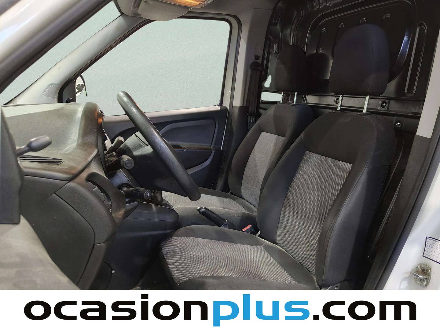 Foto asientos delanteros Fiat Doblò Cargo Fiat Dobló Cargo 1.4 T-Jet CNG Natural Power Base (120 CV)