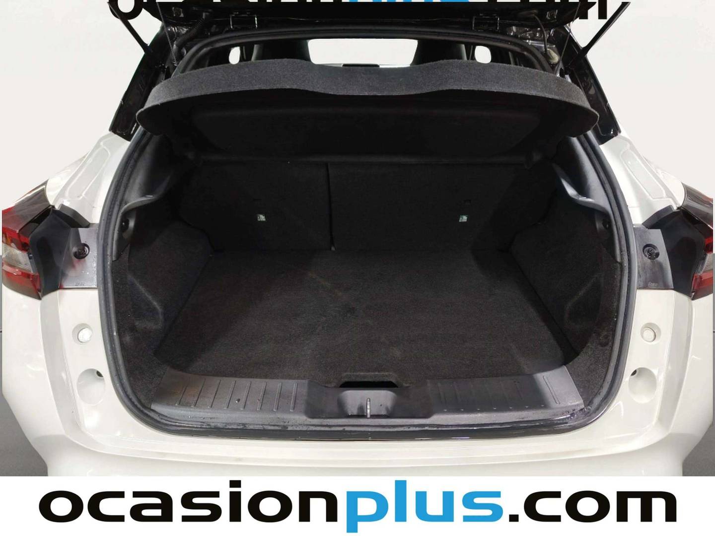 Foto Nissan JUKE Nissan Juke DIG-T N-Design Black (114 CV)