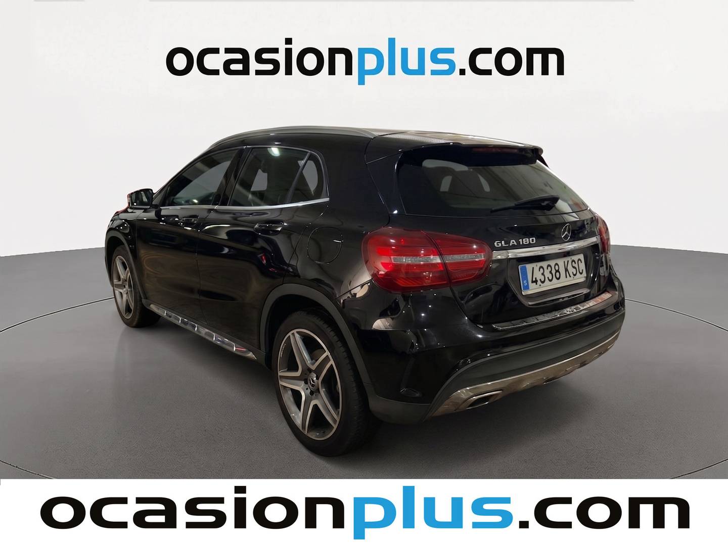 Foto trasera Mercedes GLA Mercedes GLA 180 (122 CV) izquierda