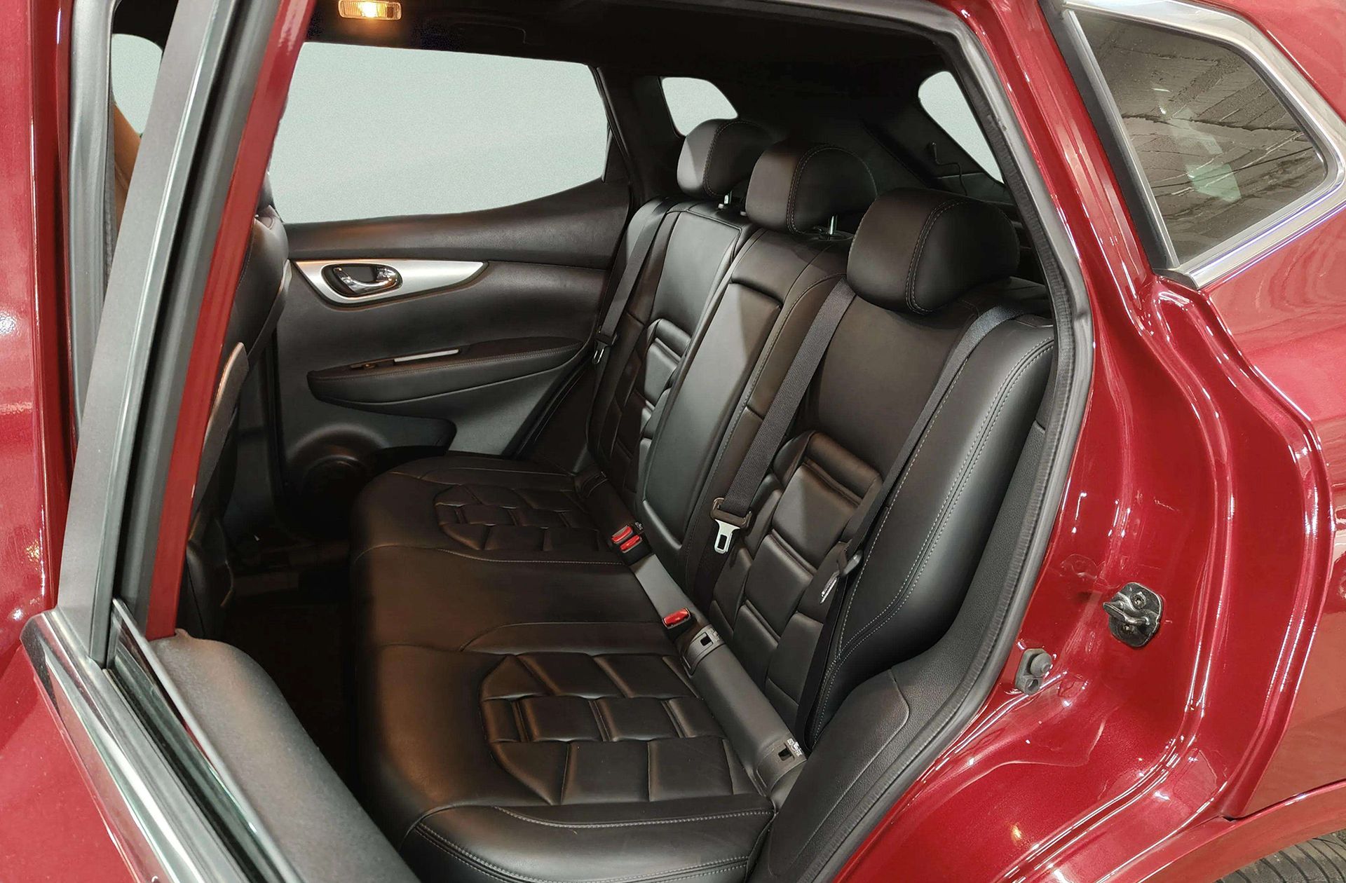 Nissan Qashqai dCi 150 Tekna - foto 16