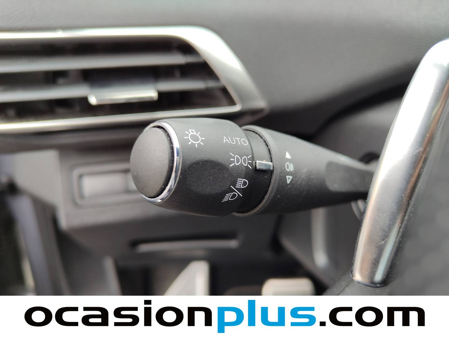 Foto Peugeot 3008 Hybrid Peugeot 3008 Hybrid GT eDCS6 (136 CV)