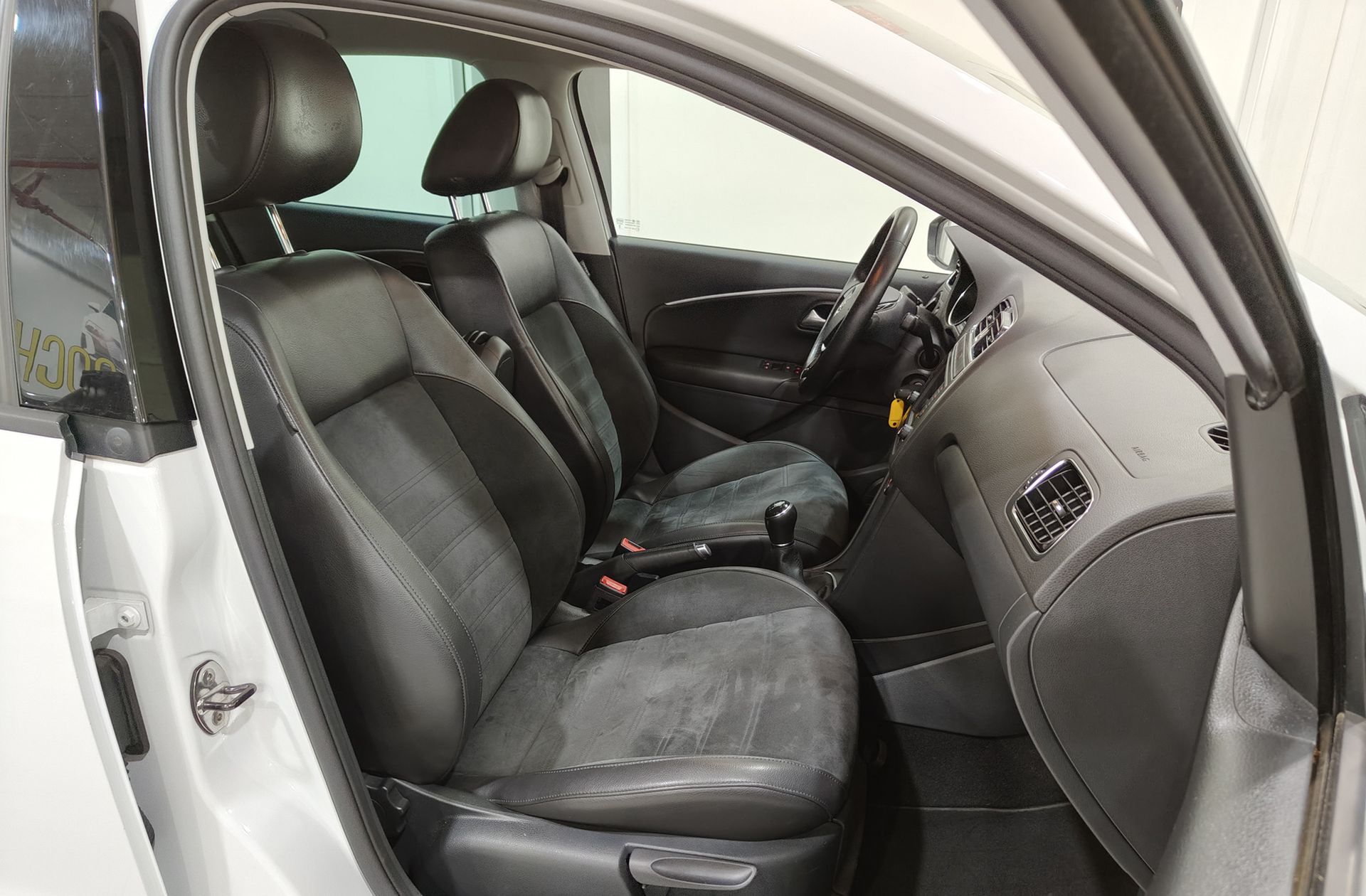 Volkswagen Polo Sport 1.2 TSI BMT - foto 16
