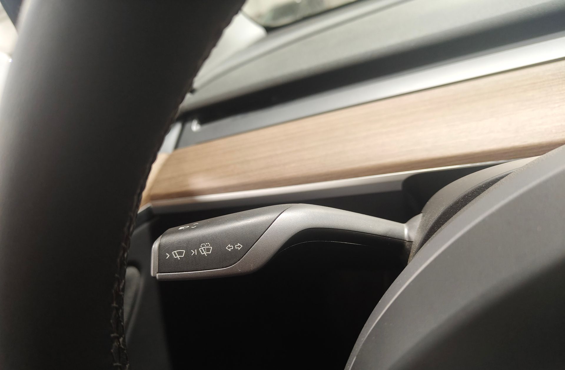 Tesla Model Y Tracción Trasera RWD - foto 26