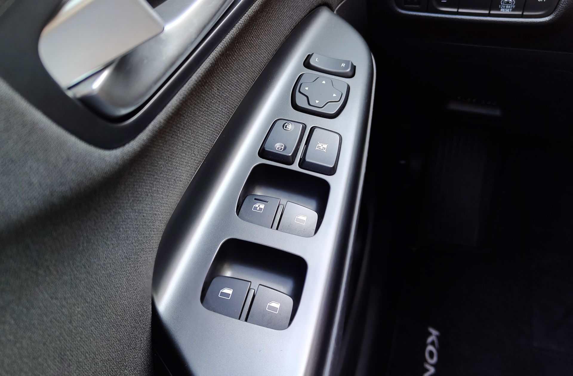 Hyundai Kona 1.6 GDI HEV Maxx DCT - foto 34