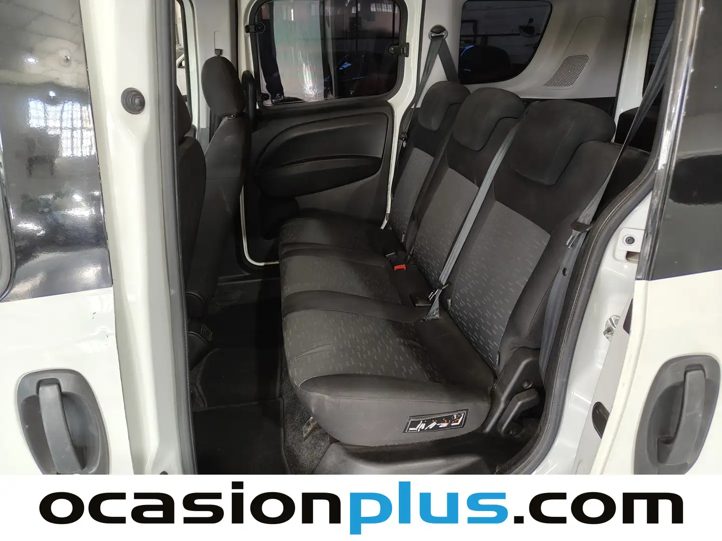 Foto Opel Combo Opel Combo Tour 1.6 CDTI Expression L1 H1 (105 CV)