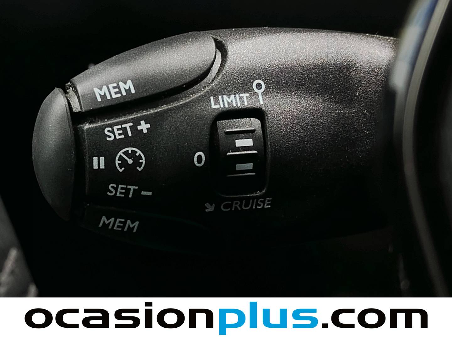 Peugeot 2008 Peugeot 2008 Allure Hybrid eDCS6 (145 CV) de ocasión