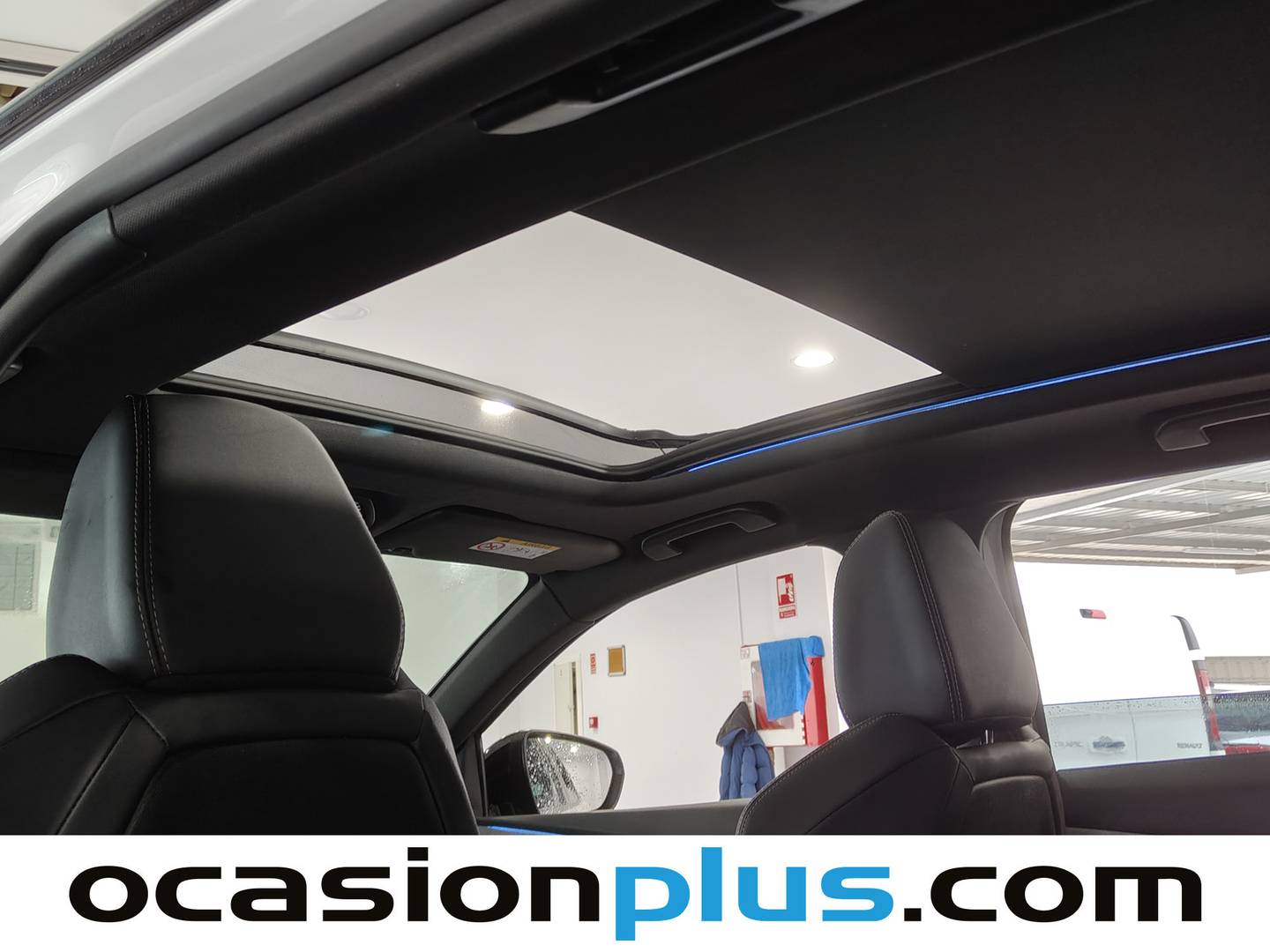 Foto Peugeot 3008 Peugeot 3008 PureTech 130 S&S GT EAT8 (130 CV)