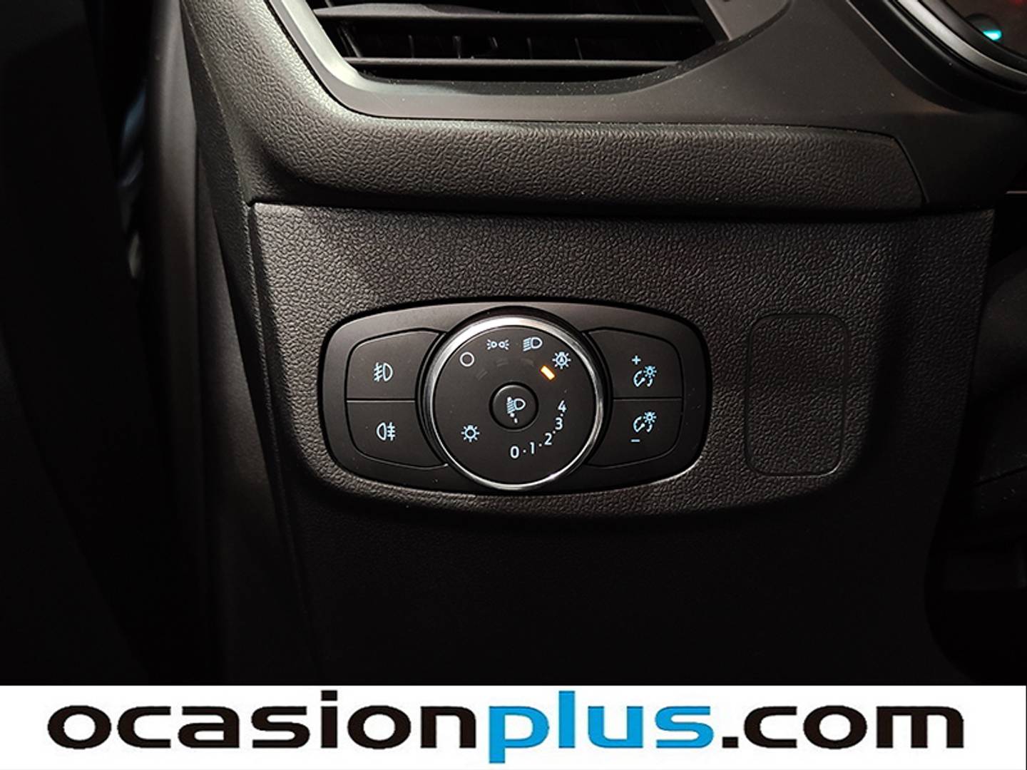 Foto Ford Focus Ford Focus 1.5 Ecoblue Trend+ Auto (120 CV)