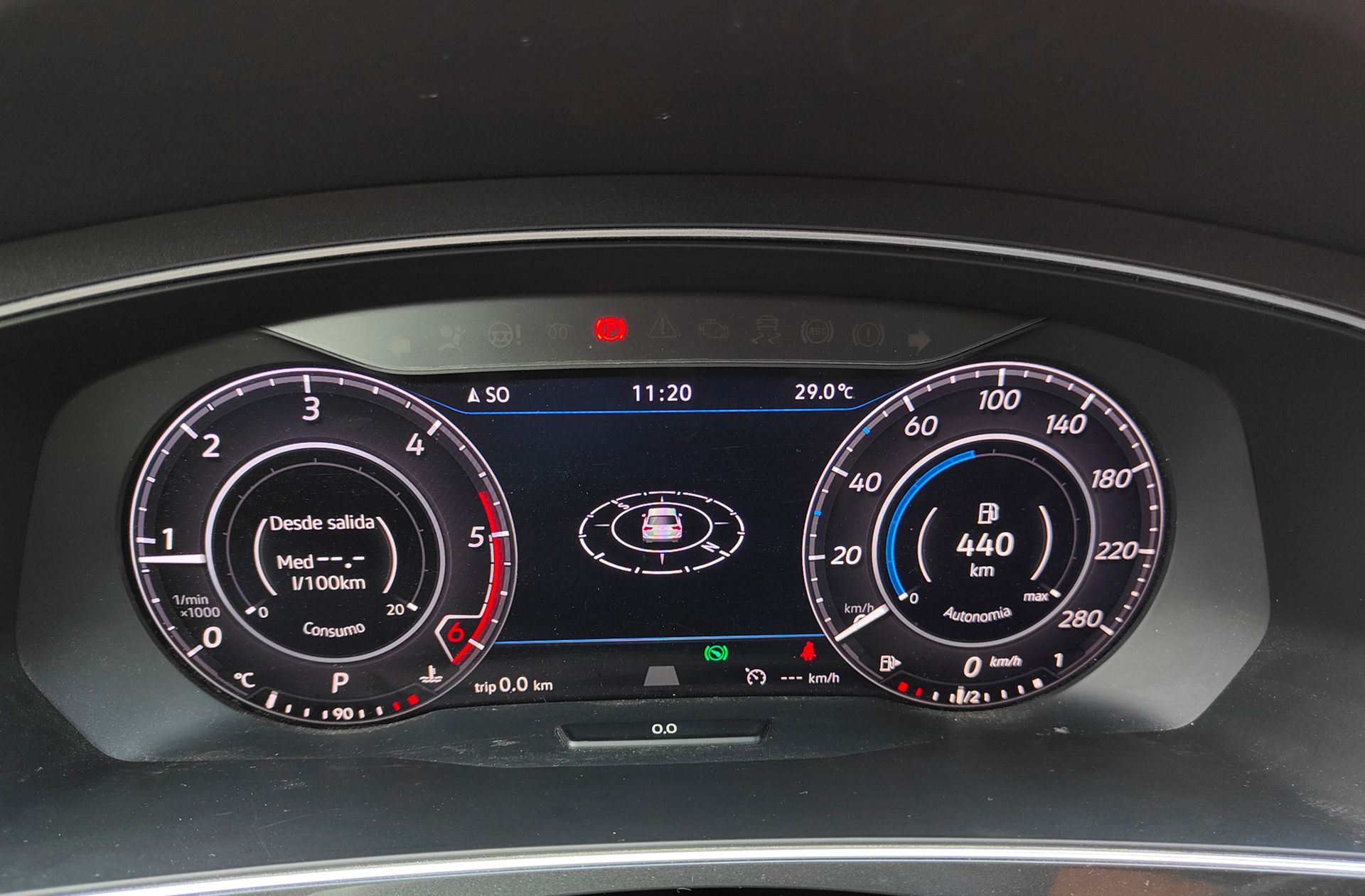 Volkswagen Tiguan Sport 2.0 TDI DSG Pack R-Line - foto 24
