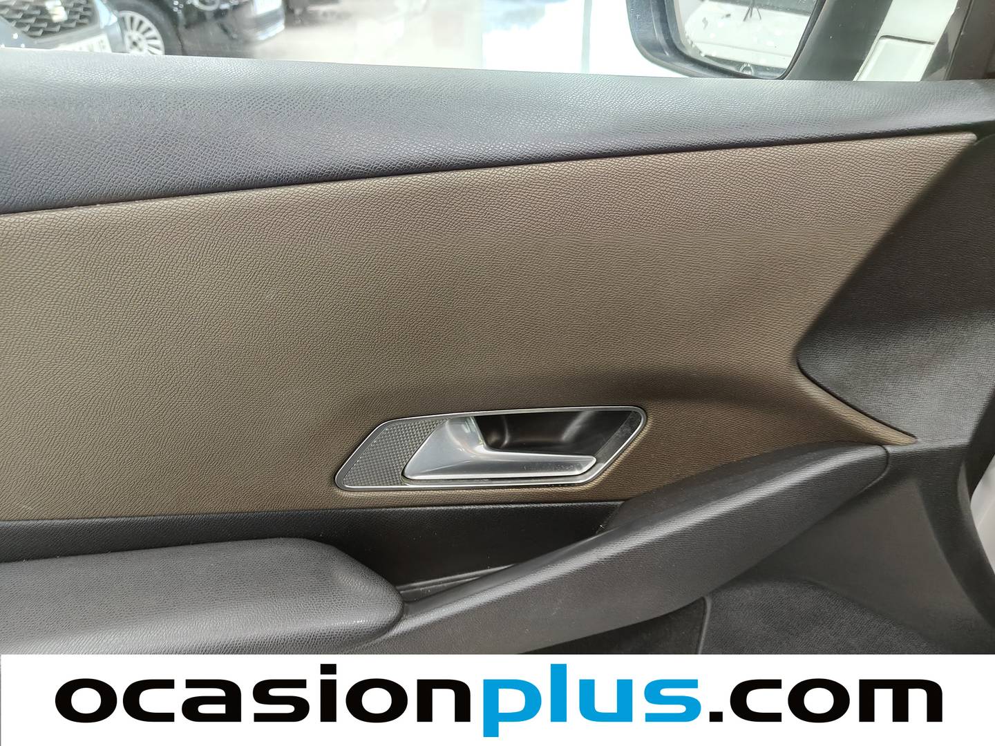 Foto DS DS 7 Crossback DS DS7 Crossback BlueHDi 130 Be Chic  (130 CV)