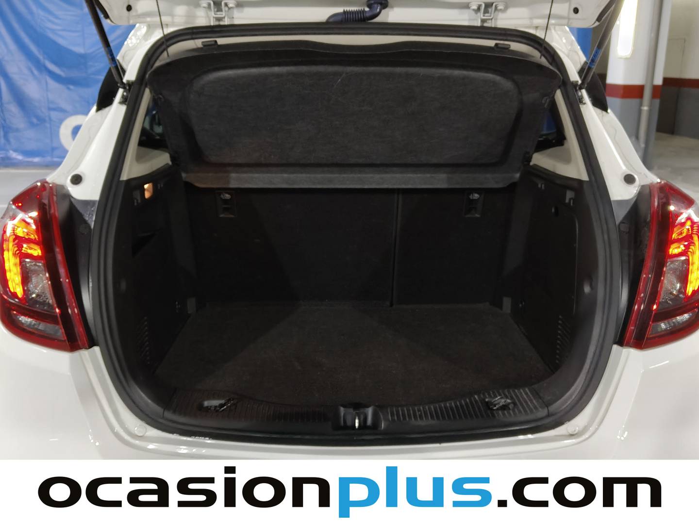 Fotos maletero Opel Mokka X Opel Mokka X 1.6 CDTi S&S Excellence 4X2 (136 CV)