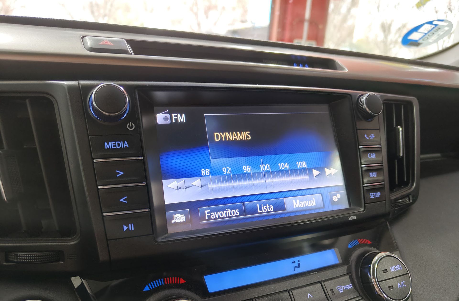Toyota RAV4 2.5l hybrid Advance Pack Drive 2WD - foto 33