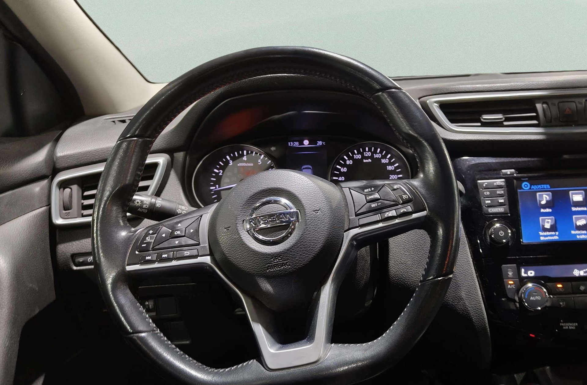 Nissan Qashqai DIG-T 115 N-Connecta - foto 21