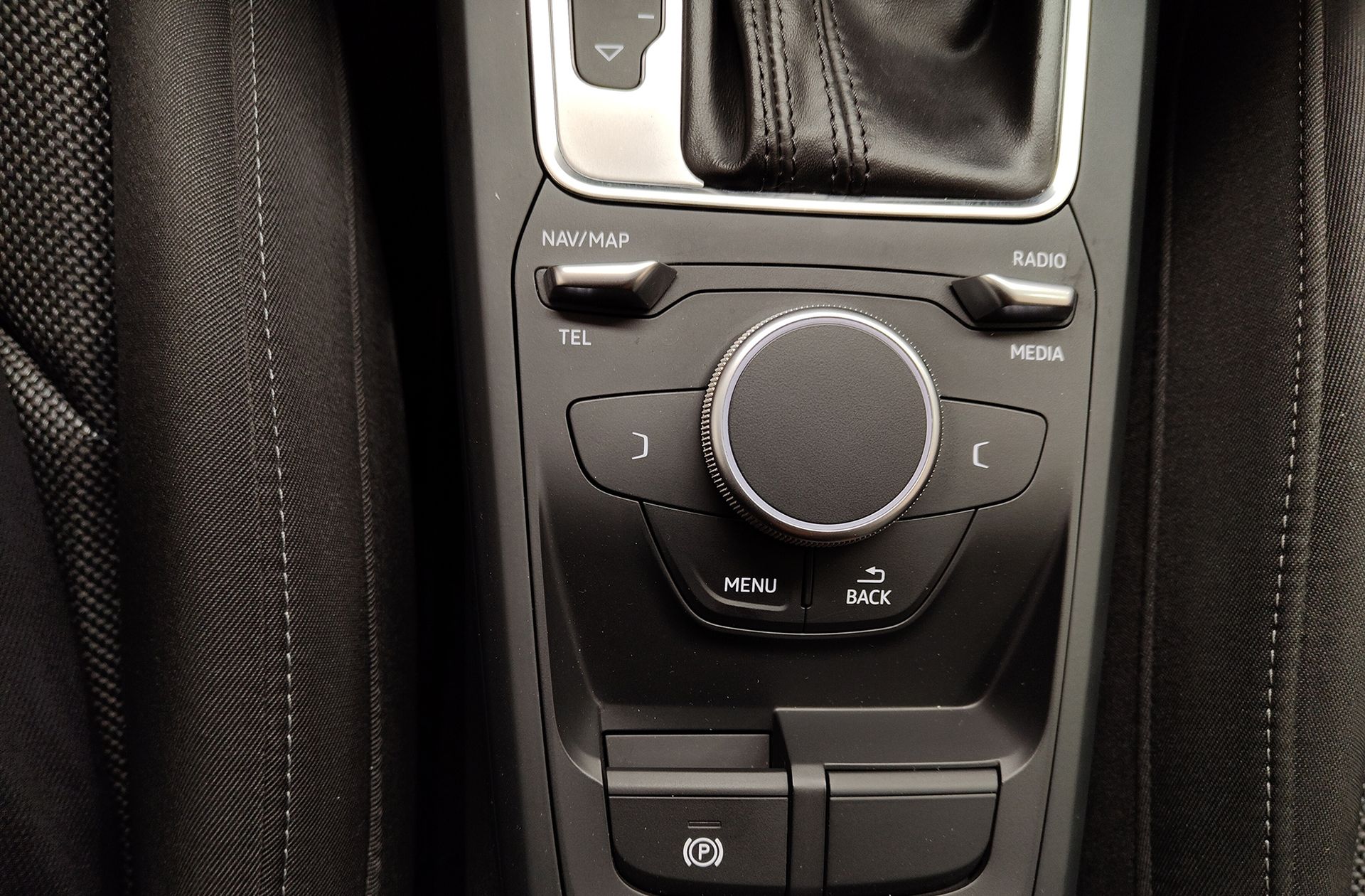 Audi Q2 sport 35 TFSI S tronic - foto 31