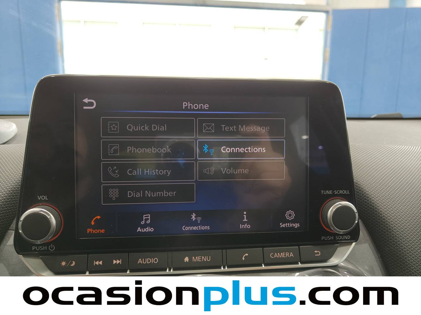 Foto Nissan JUKE Nissan Juke DIG-T Visia 84 kW (114 CV)