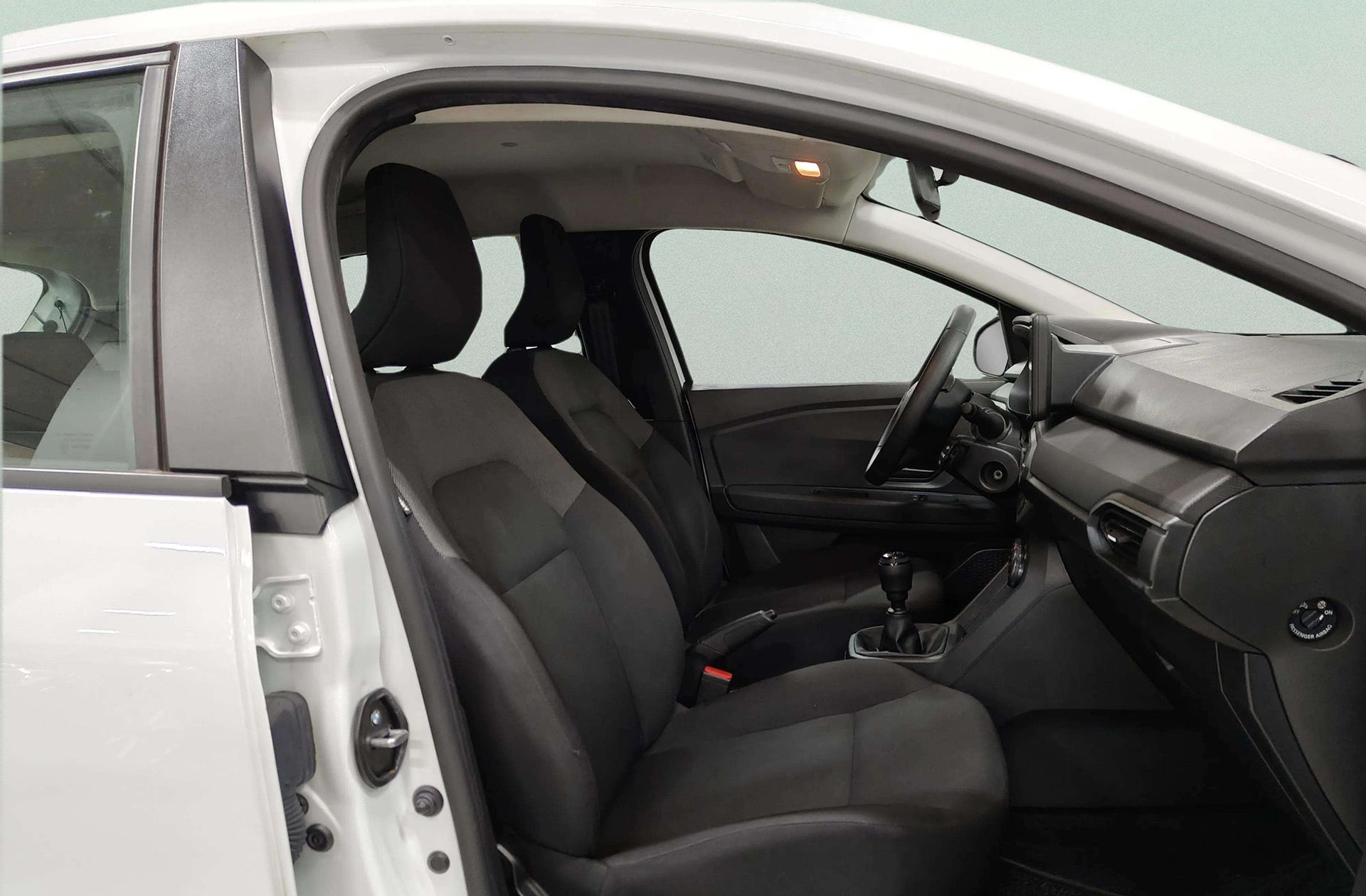 Dacia Sandero Essential TCe - foto 17