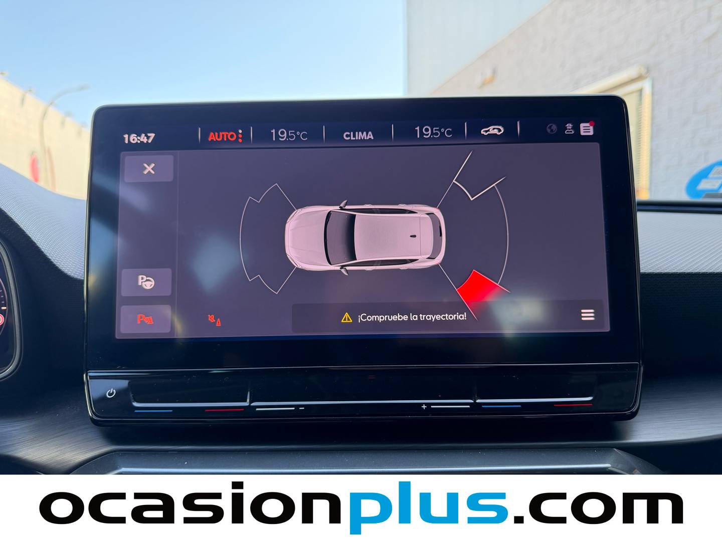 Equipamiento del Cupra León Cupra León 1.5 eTSI DSG (150 CV)