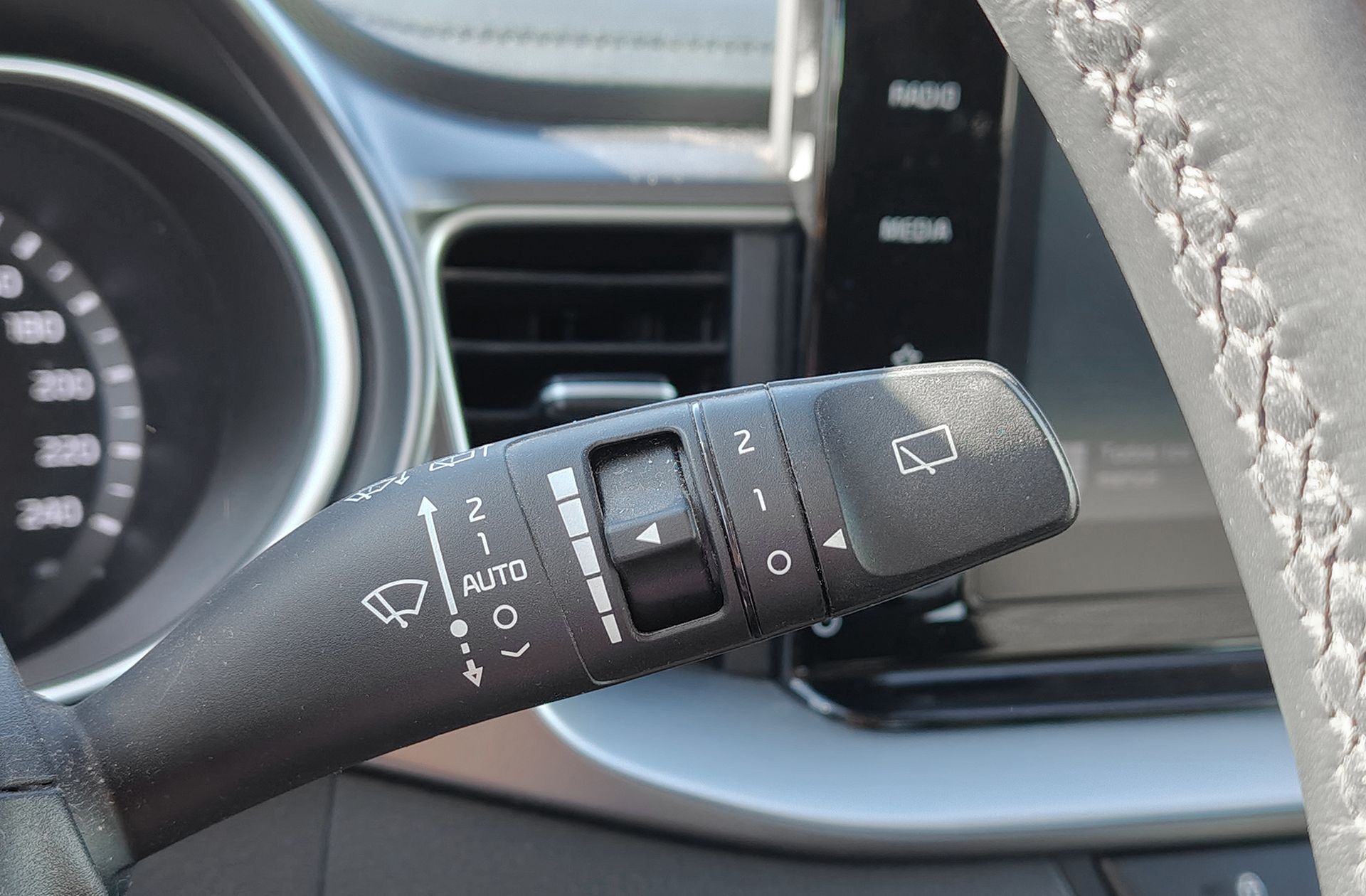 Kia Ceed 1.0 T-GDi Drive - foto 29