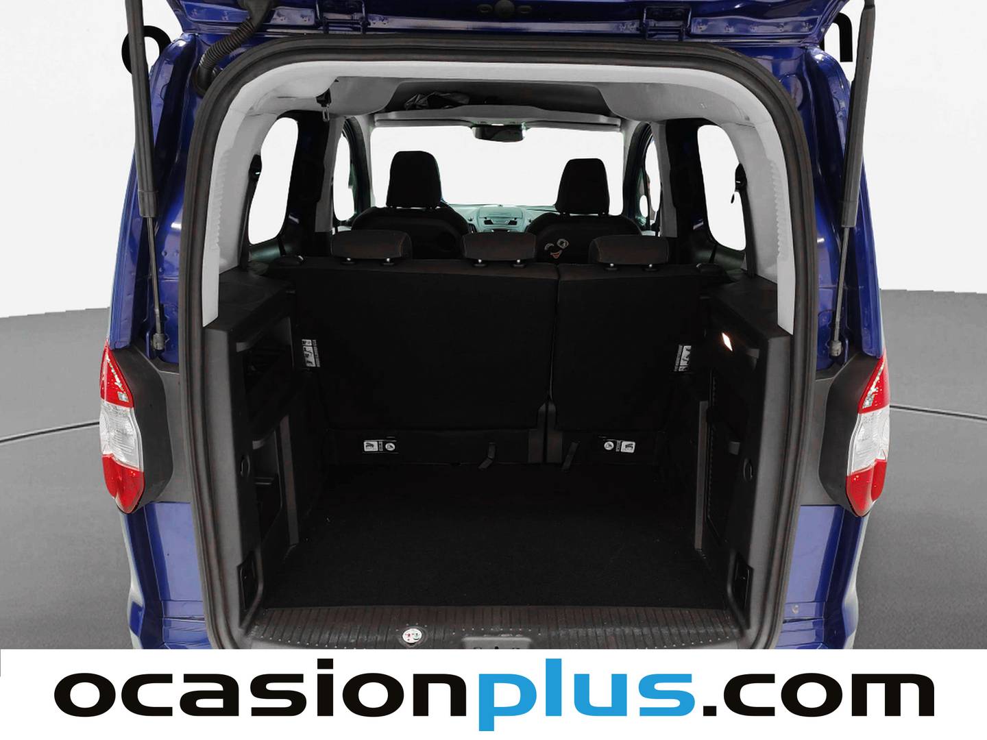 Fotos maletero Ford Tourneo Courier Ford Tourneo Courier 1.5 TDCi Titanium (95 CV)