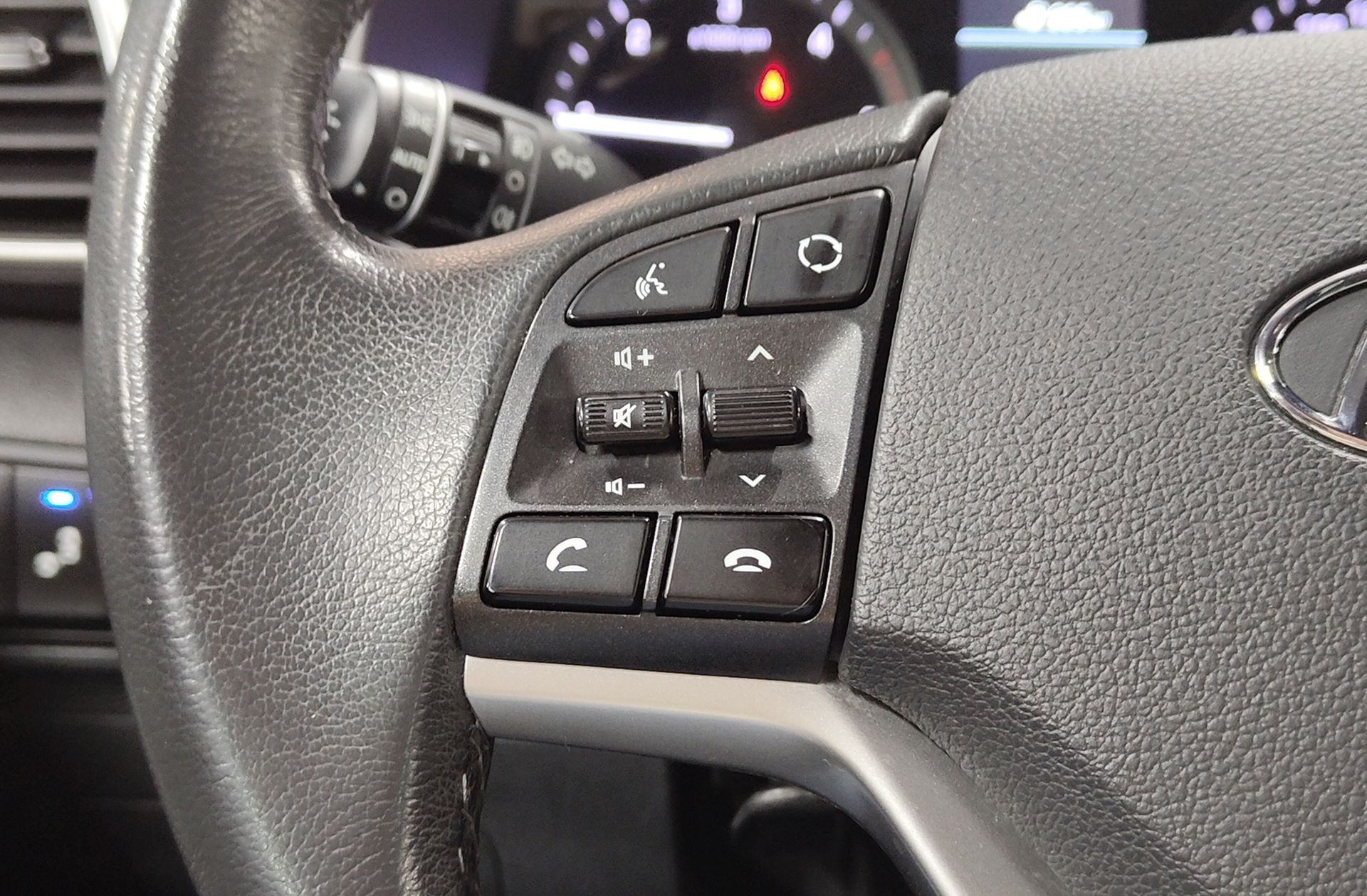 Hyundai Tucson 1.6 CRDi 48V Tecno Sky Safe 4x2 - foto 33