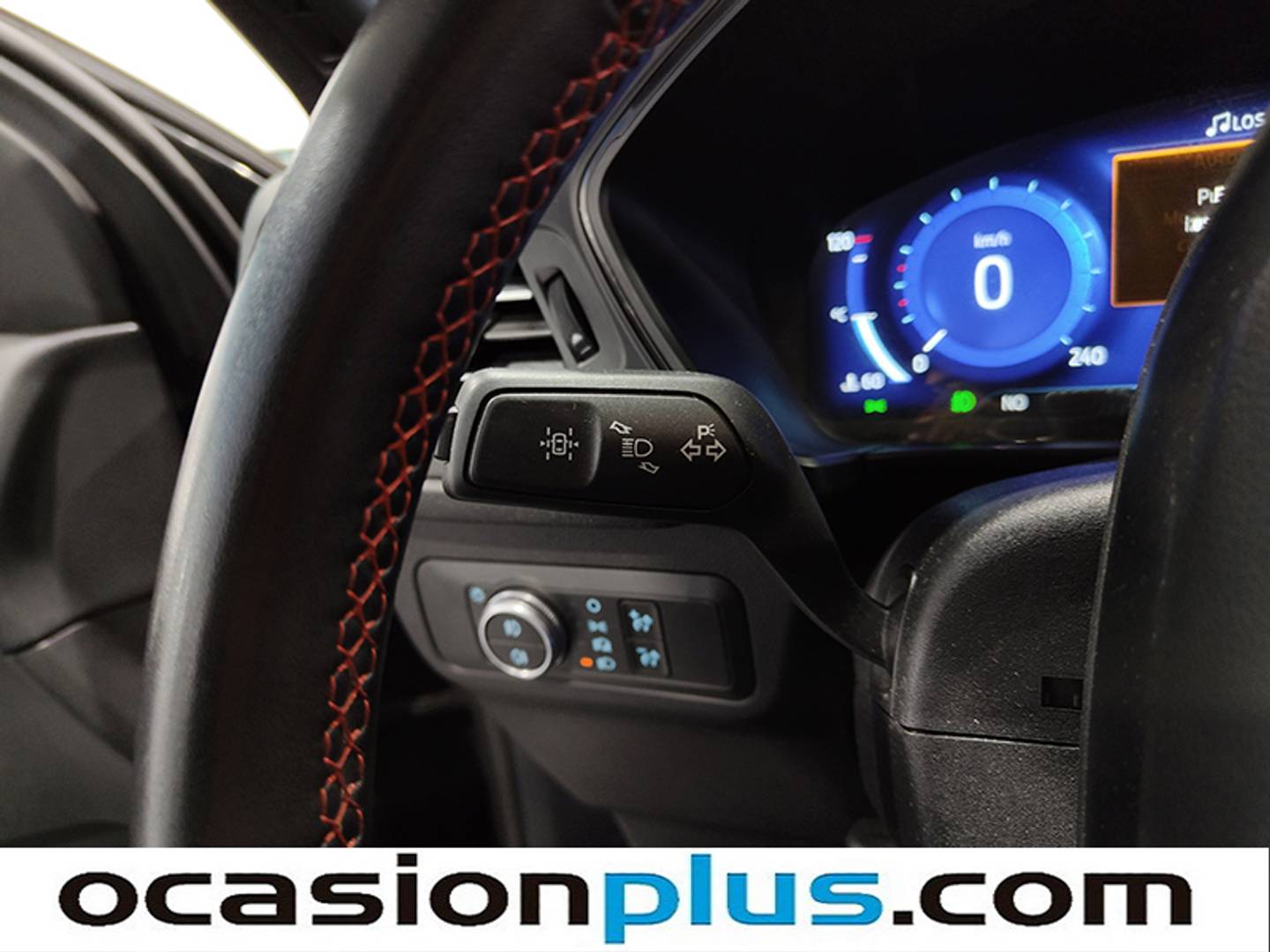 Foto Ford Kuga Ford Kuga 1.5 EcoBlue ST-Line (120 CV)