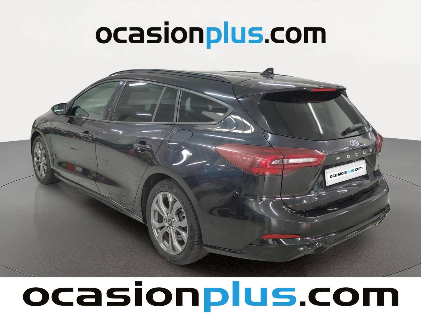 Foto trasera Ford Focus Ford Focus SportBreak 1.0 Ecoboost MHEV ST-Line (125 CV) izquierda