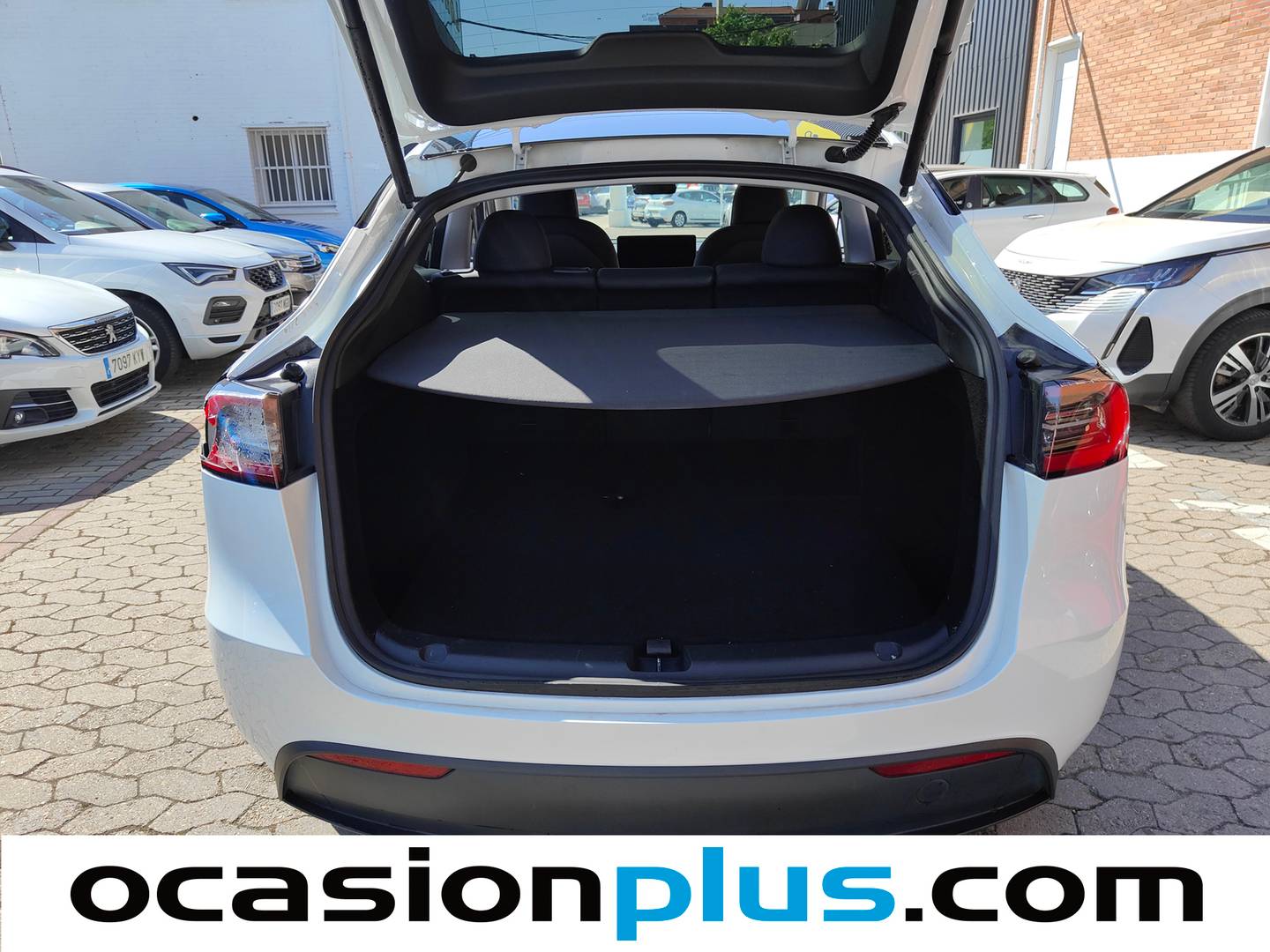 Fotos maletero Tesla Model Y Tesla Model Y Tracción Trasera RWD (256 CV)