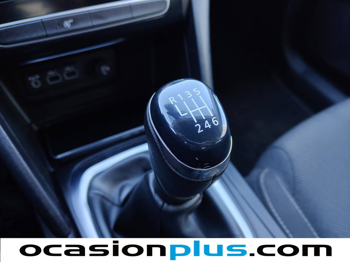 Foto Renault Mégane Renault Megane Intens TCe (140 CV) GPF