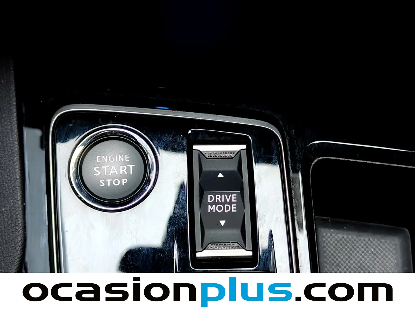 Foto Peugeot 3008 Peugeot 3008 PureTech 130 S&S Allure Pack EAT8 (130 CV)