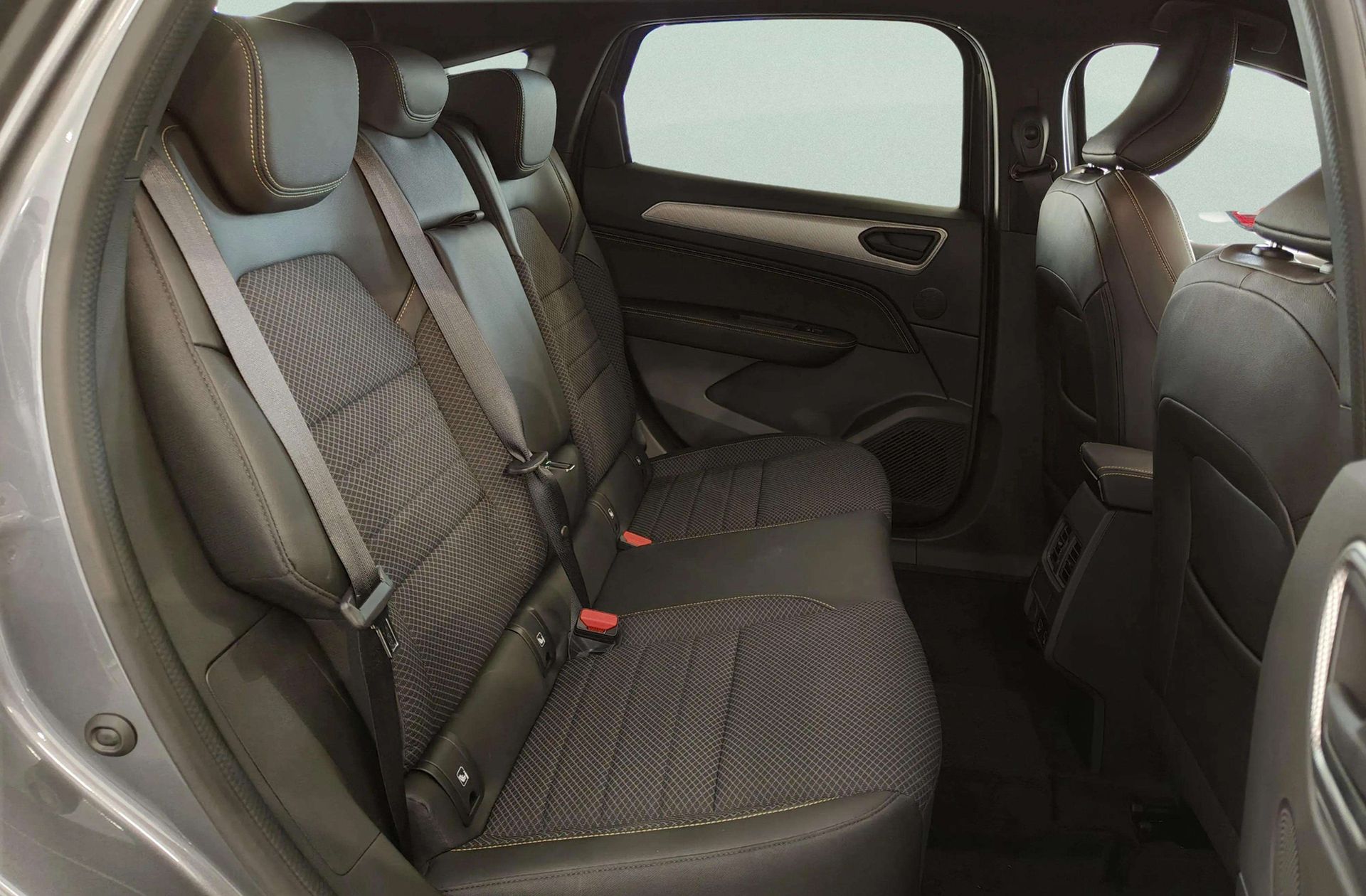 Renault Arkana Techno E-Tech full hybrid - foto 14